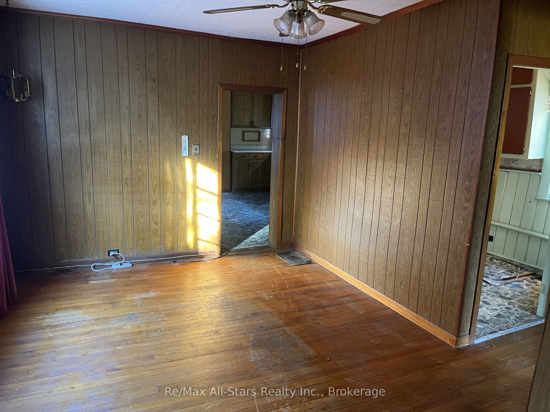 485 Mark Street Property Photo 13
