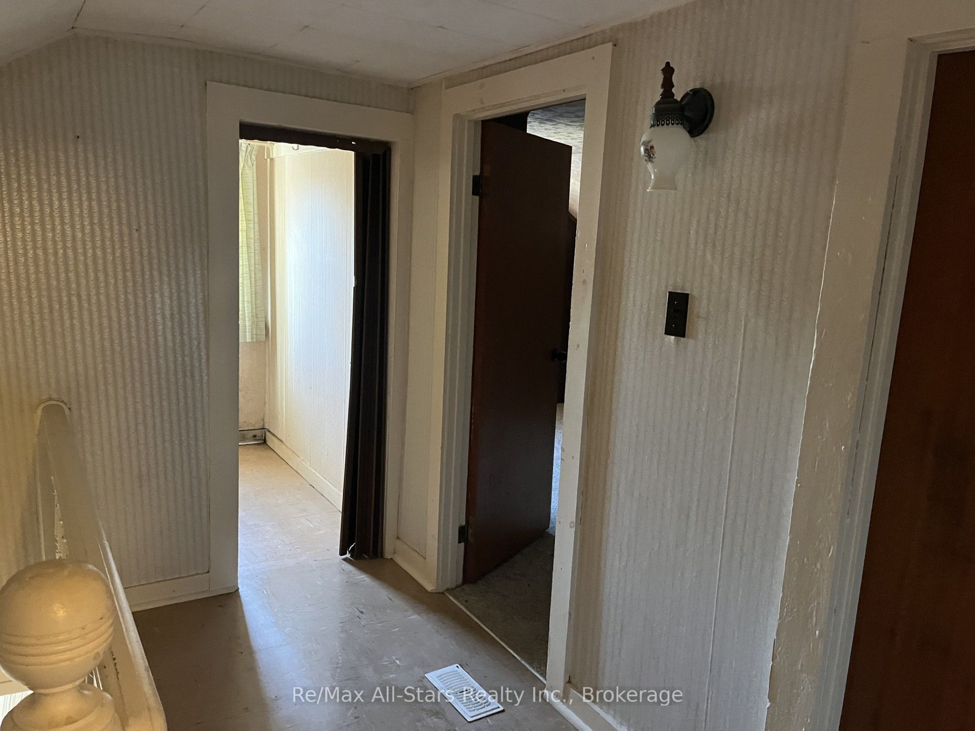 485 Mark Street Property Photo 20