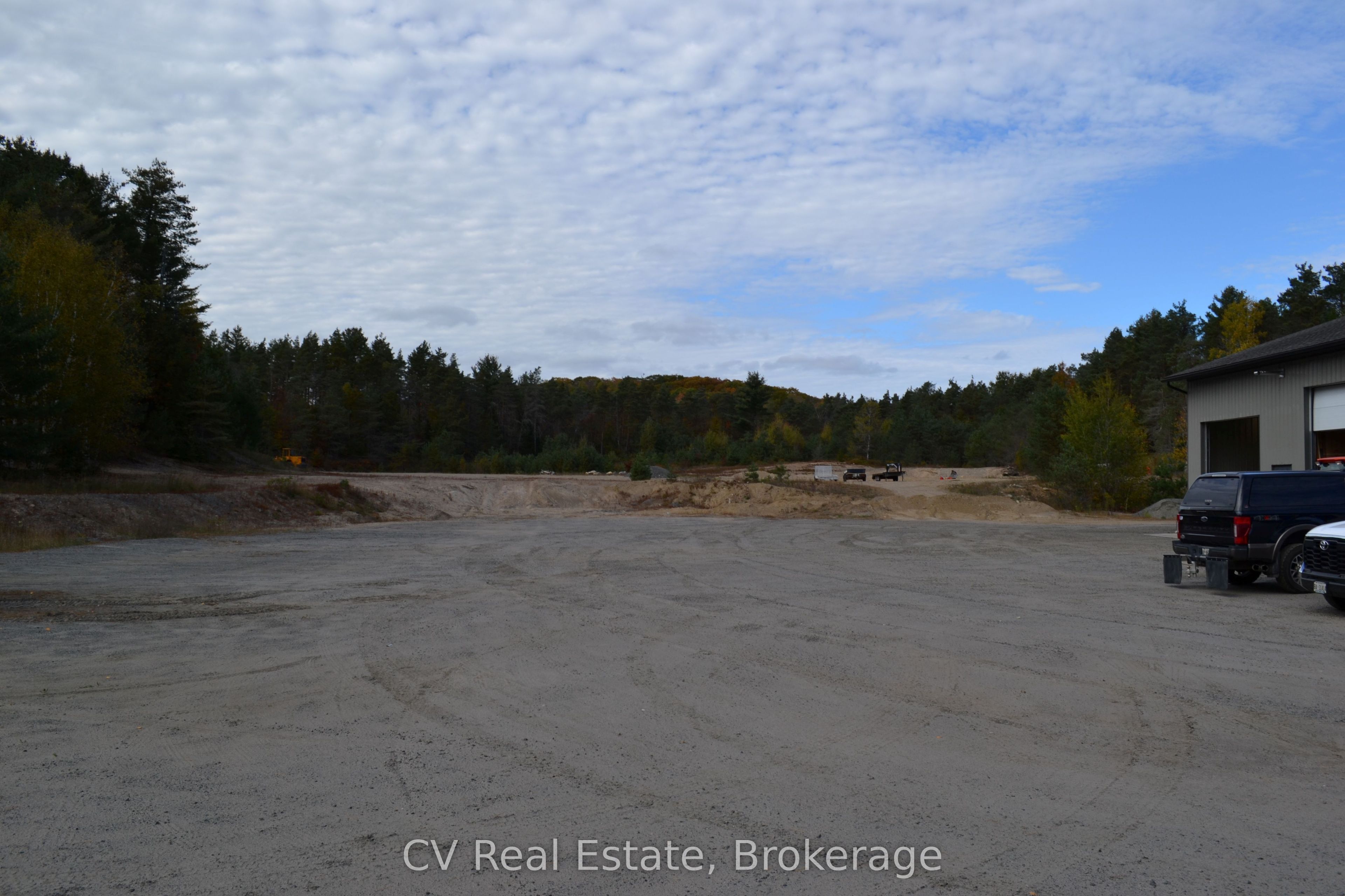 330 Boundary Road Property Photo 22