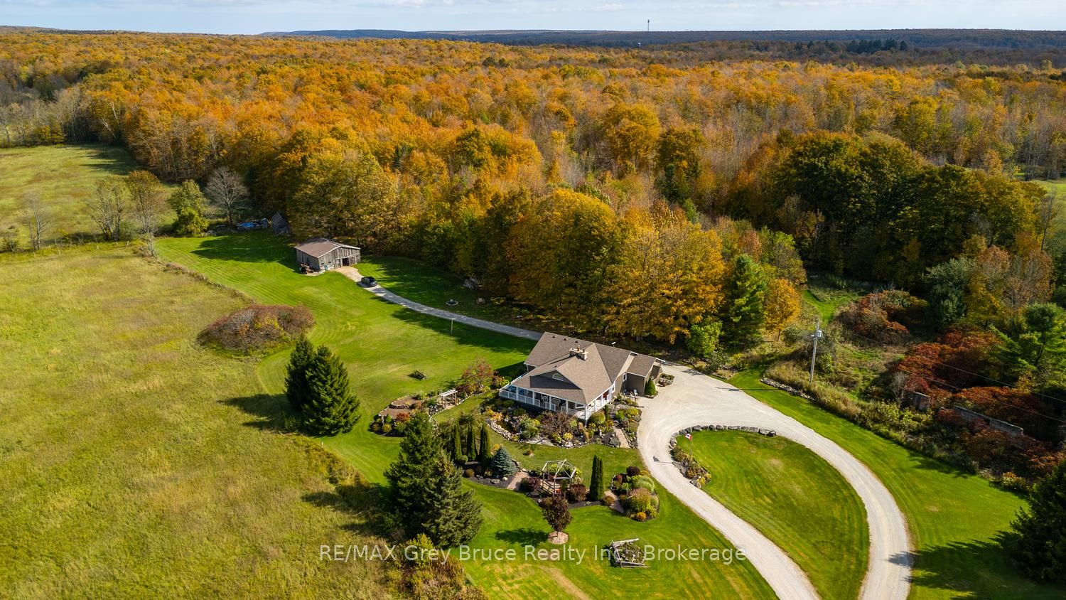 130483 Gleason Lake Road Property Photo 1