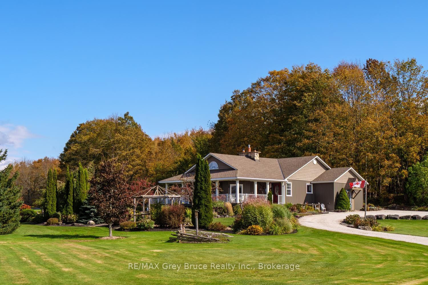 130483 Gleason Lake Road Property Photo 2