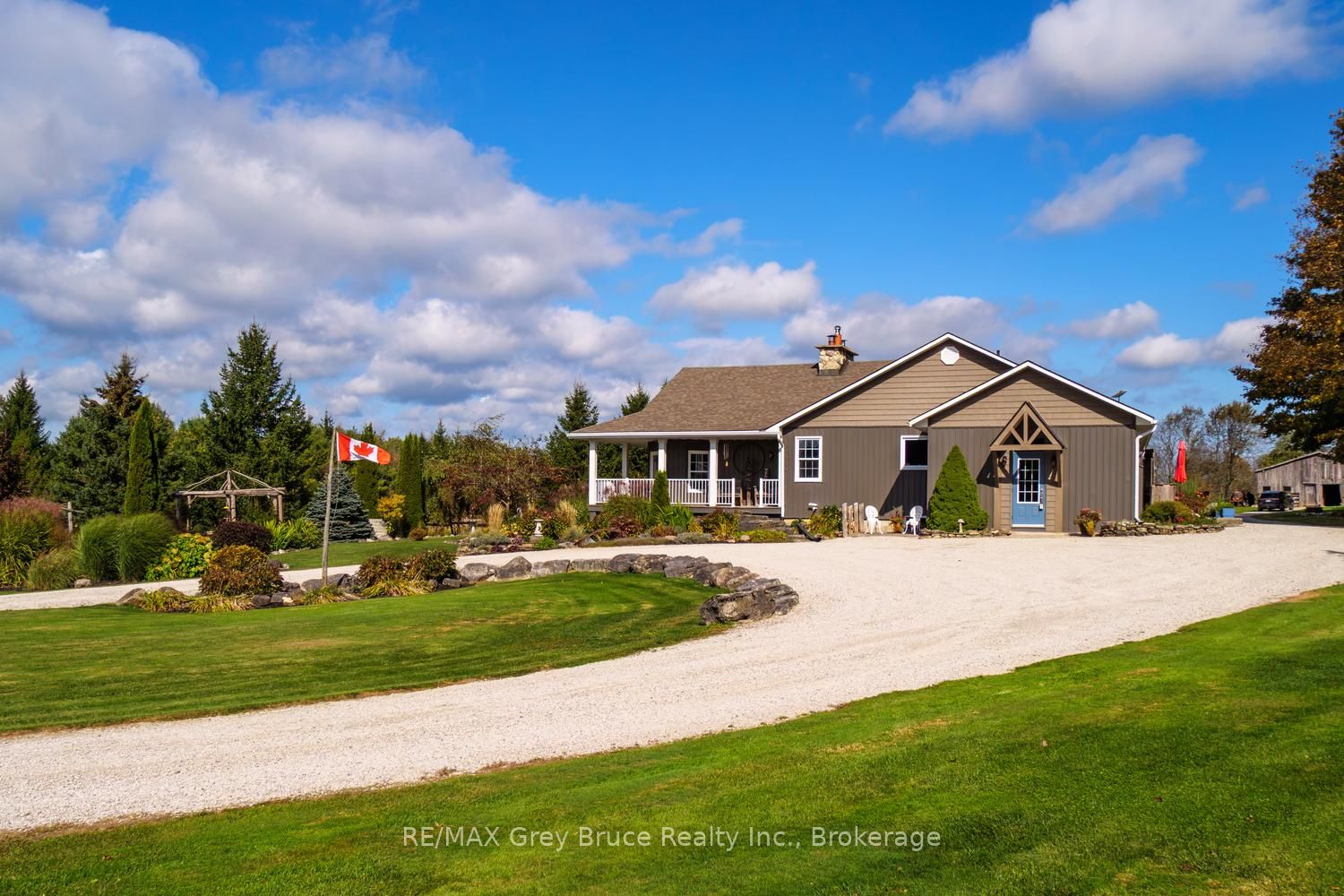 130483 Gleason Lake Road Property Photo 5