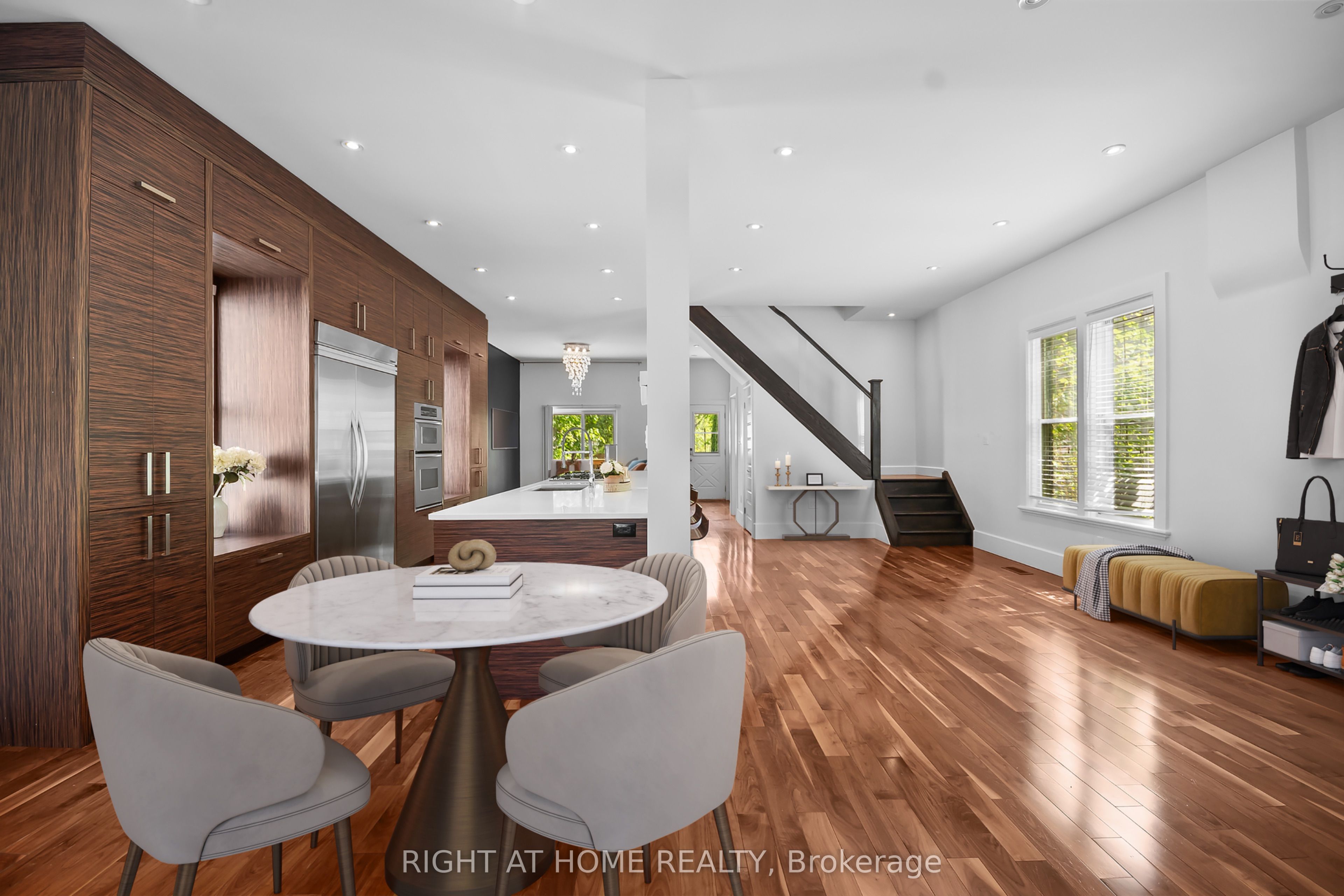 455 St James Street Property Photo 6