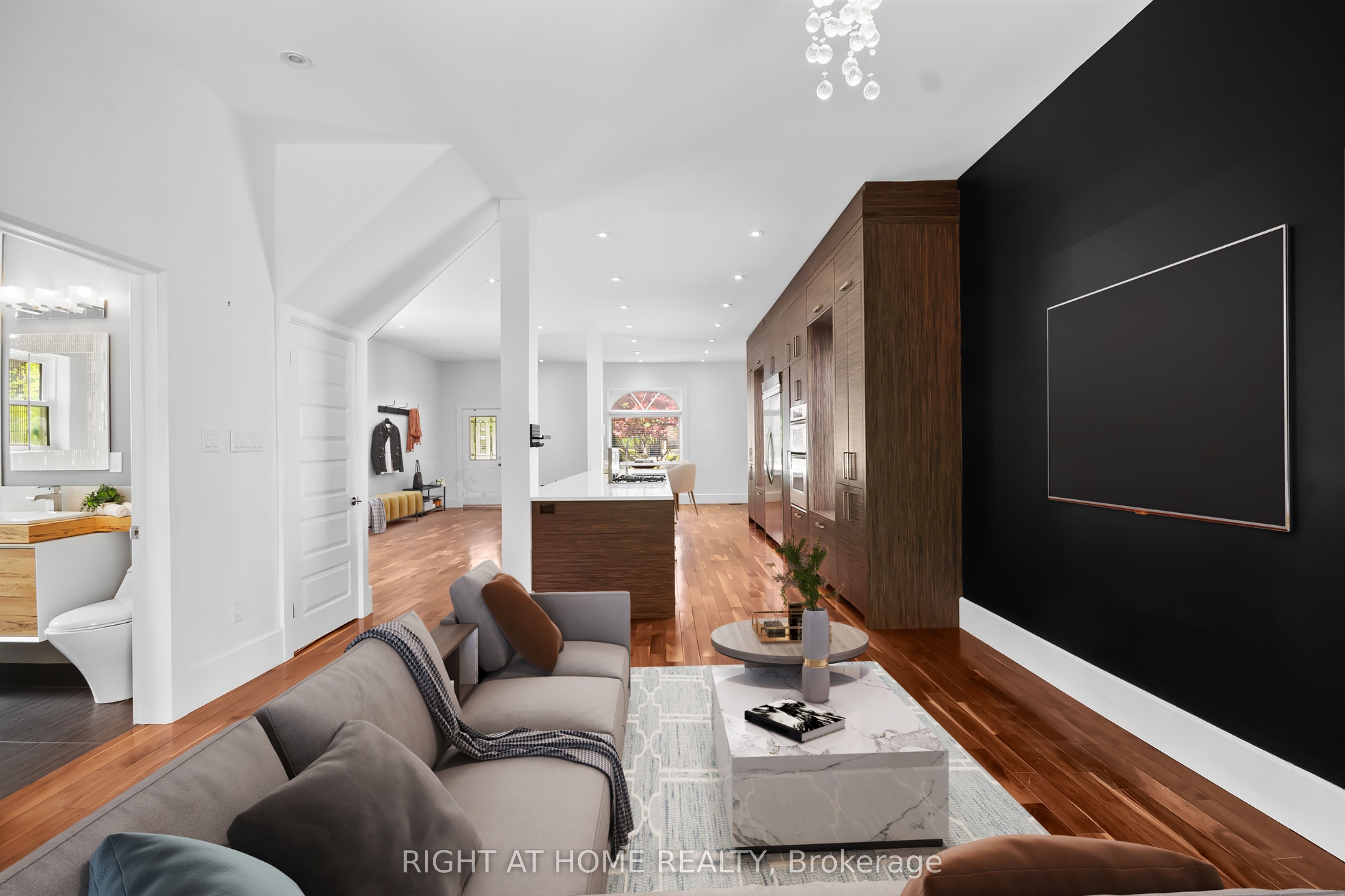455 St James Street Property Photo 11