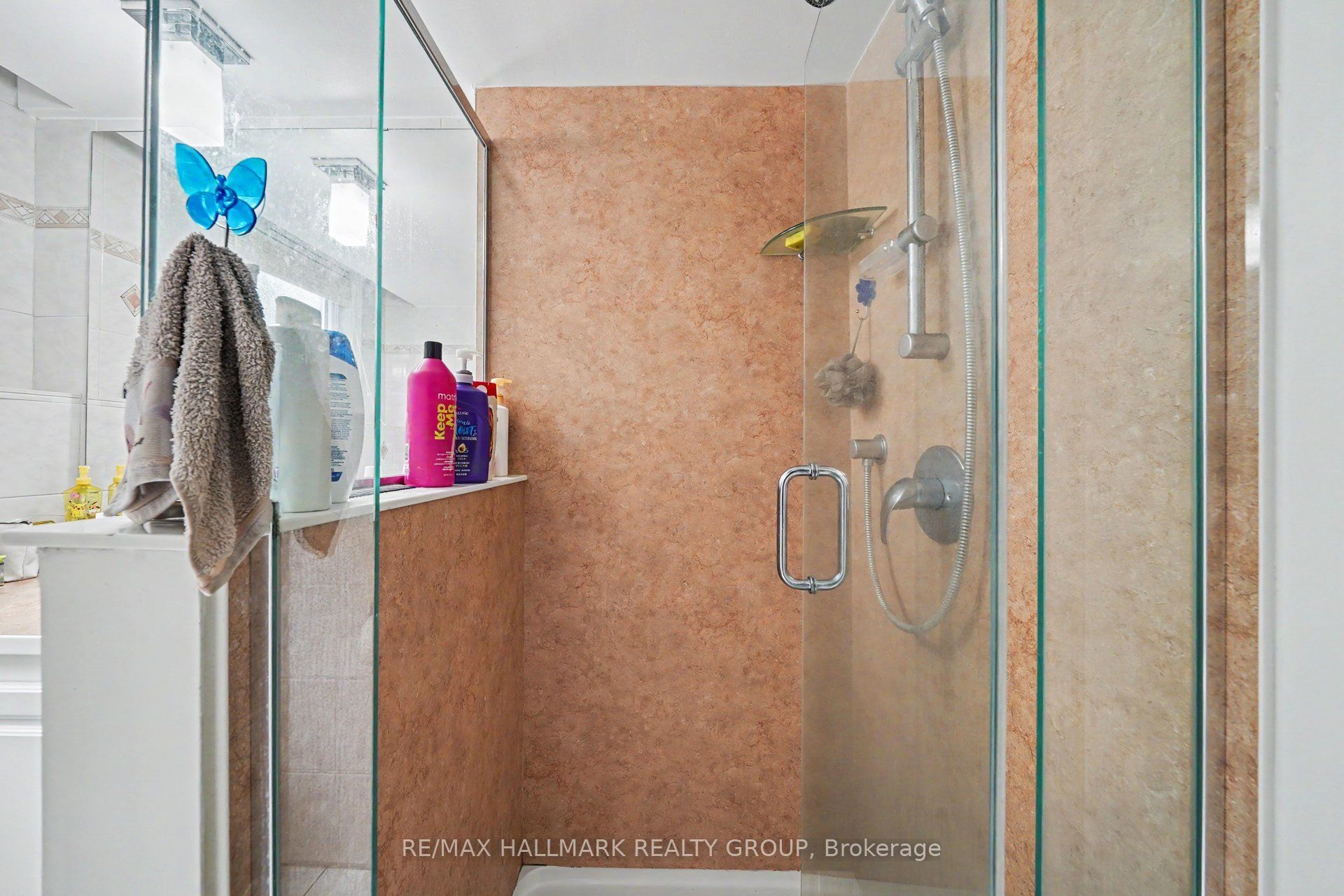 5 Lansfield Way Property Photo 16