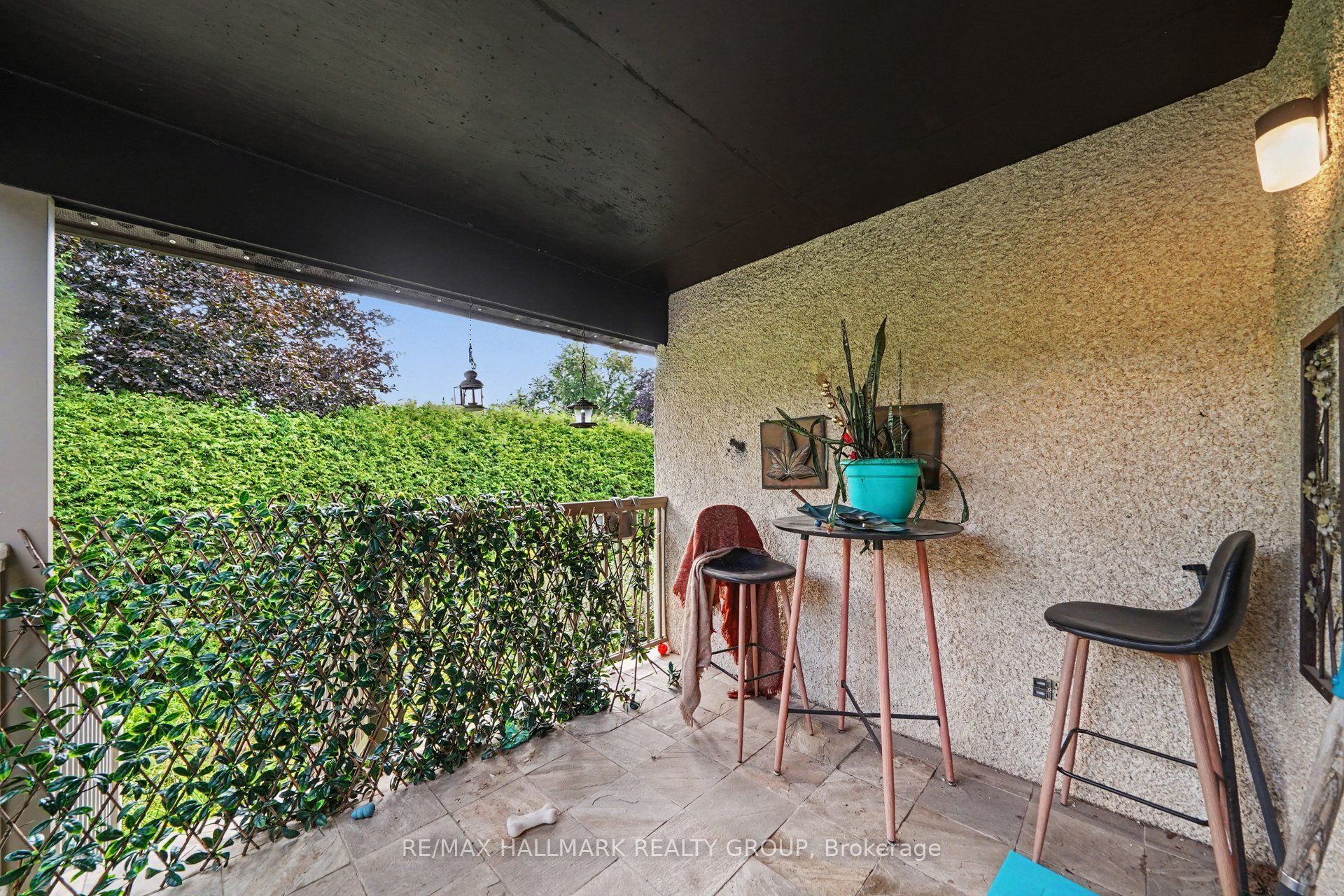 5 Lansfield Way Property Photo 26