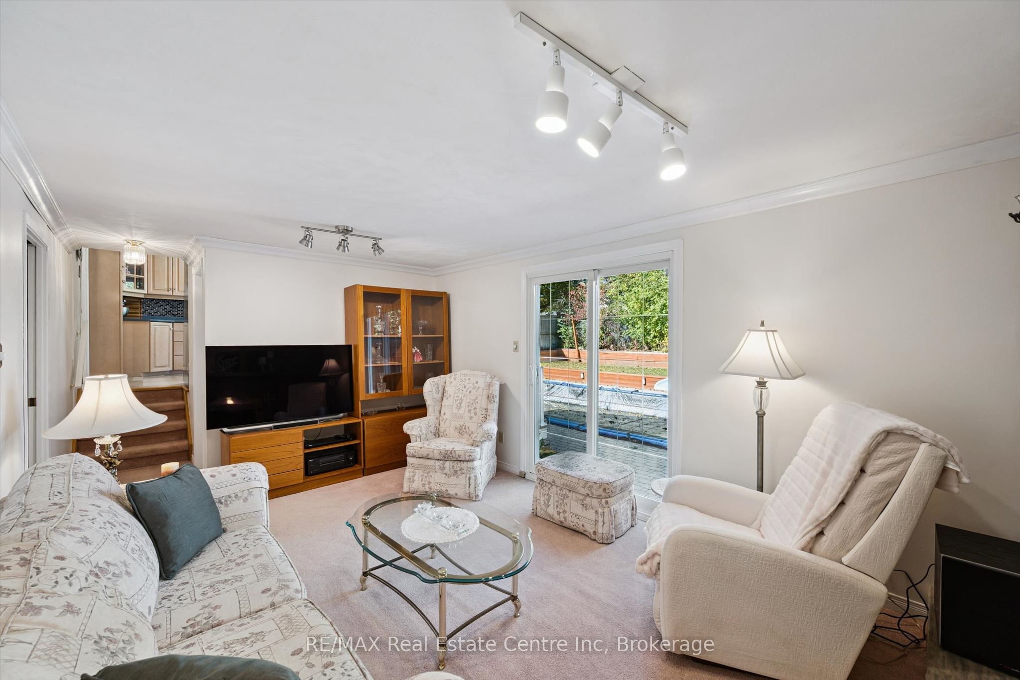 47 Lambert Crescent Property Photo 18
