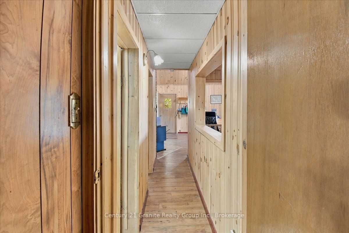 354 Forestview Road N Property Photo 22