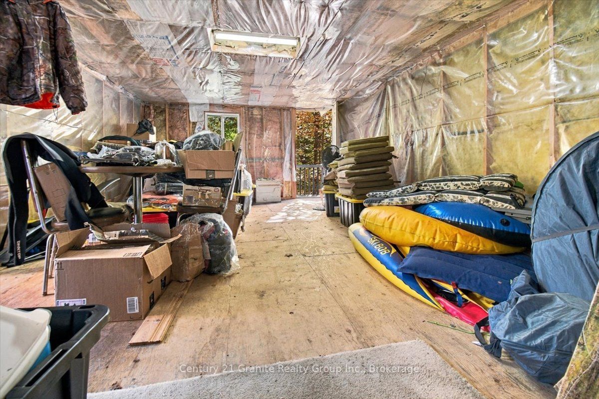 354 Forestview Road N Property Photo 27