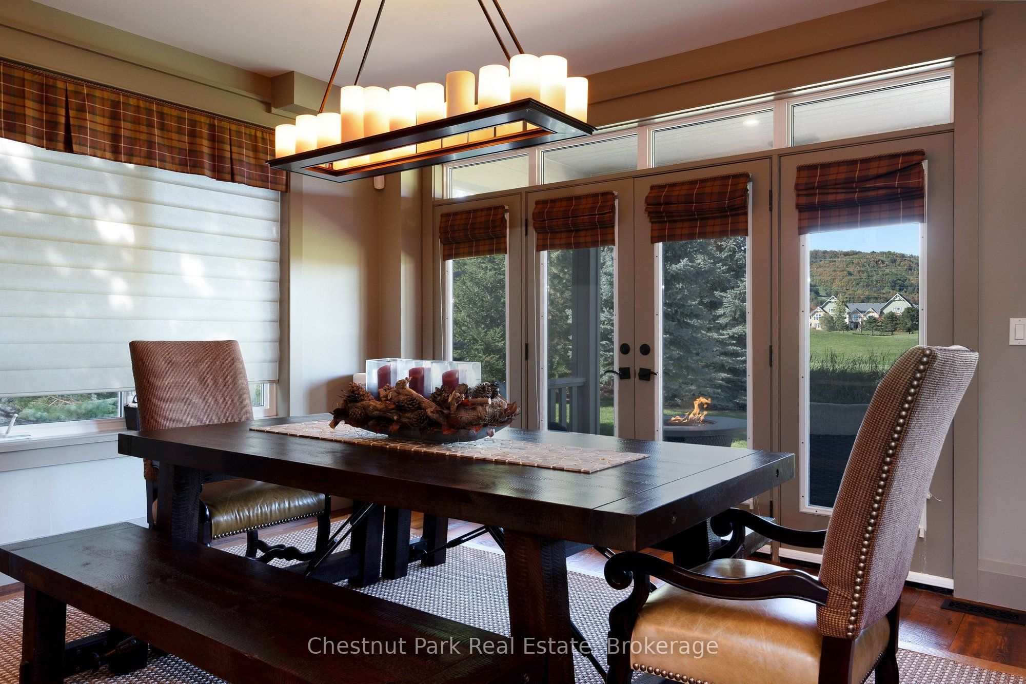 124 Snowbridge Way Property Photo 14