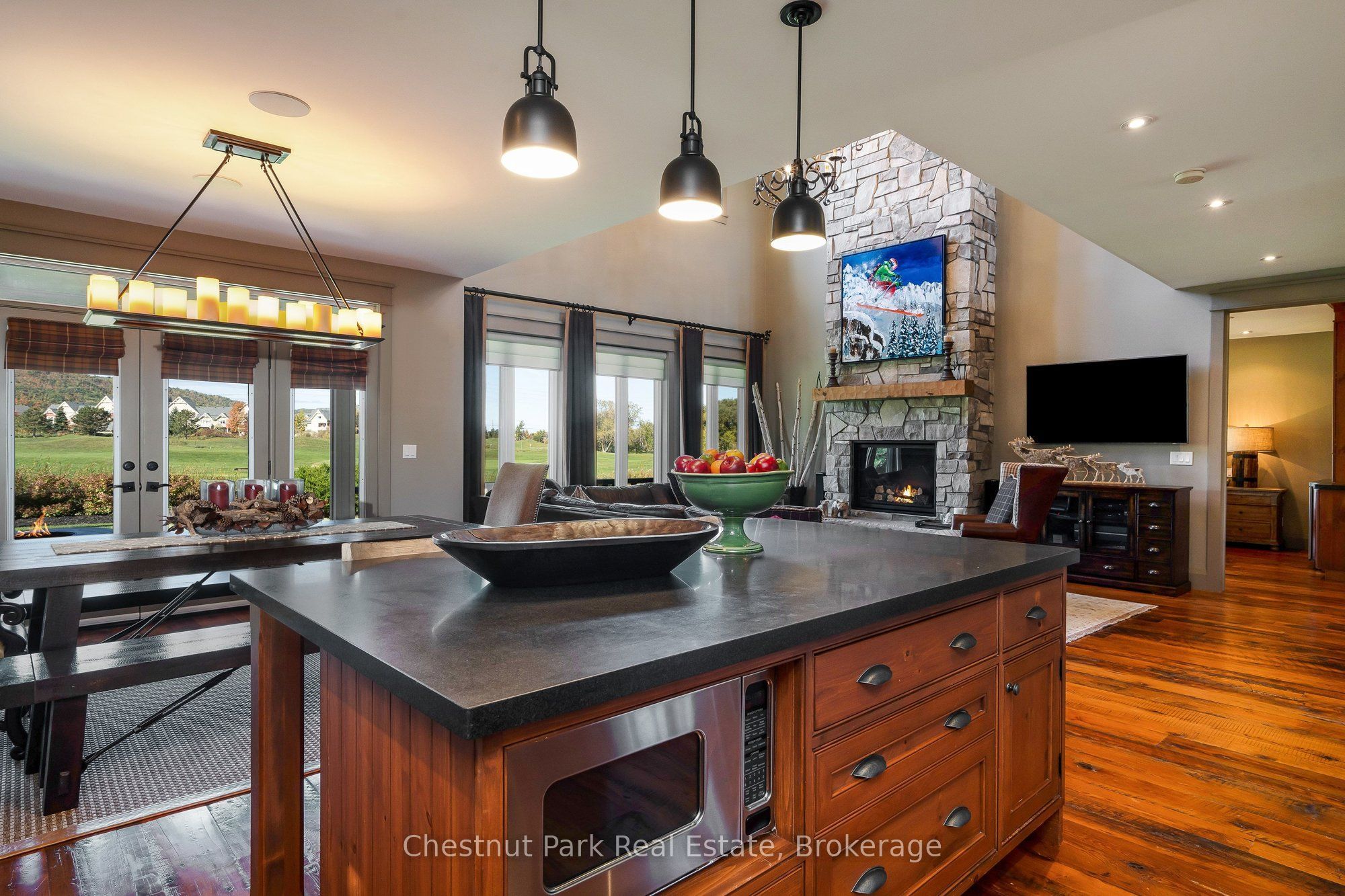 124 Snowbridge Way Property Photo 18