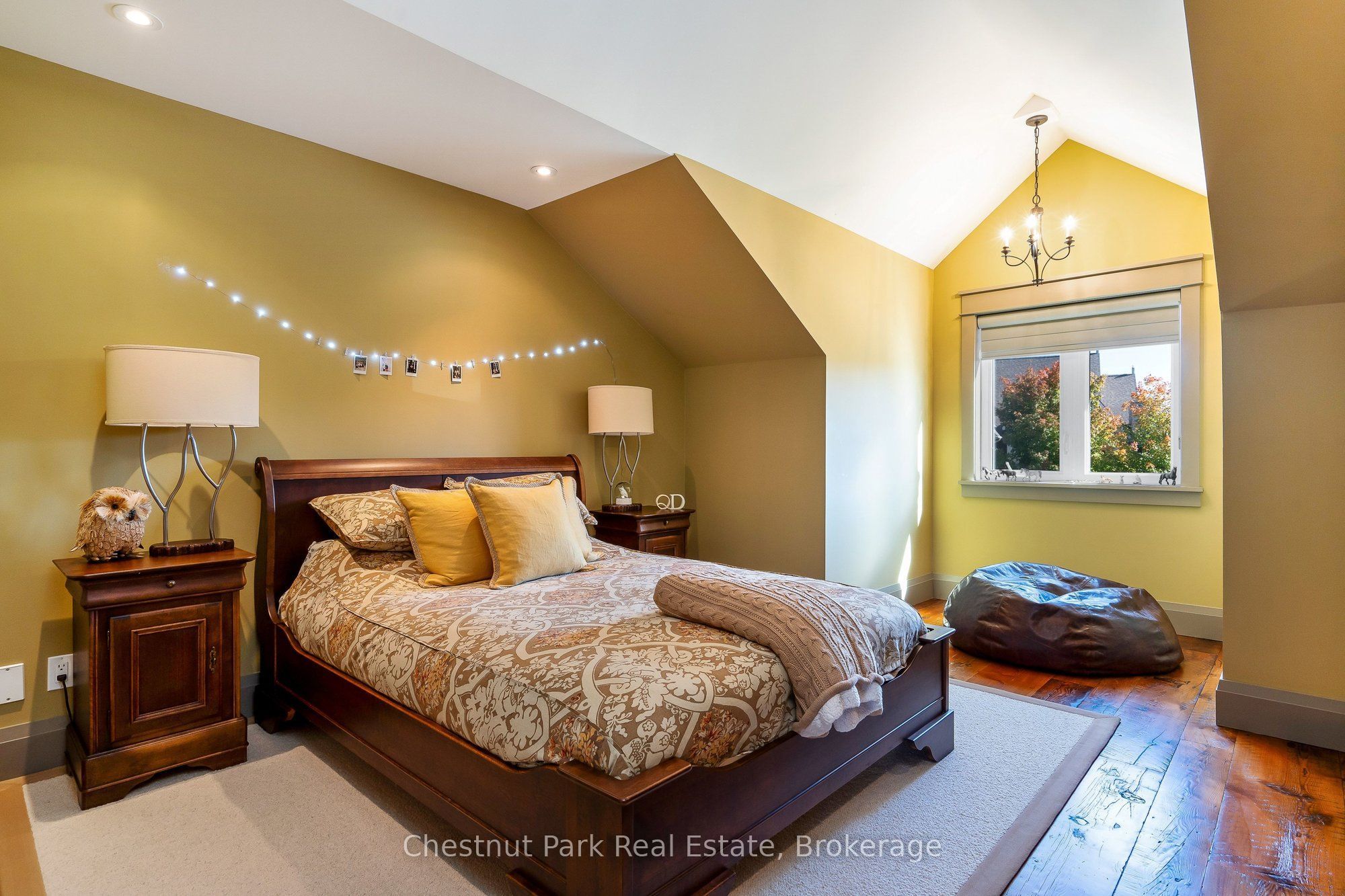 124 Snowbridge Way Property Photo 33
