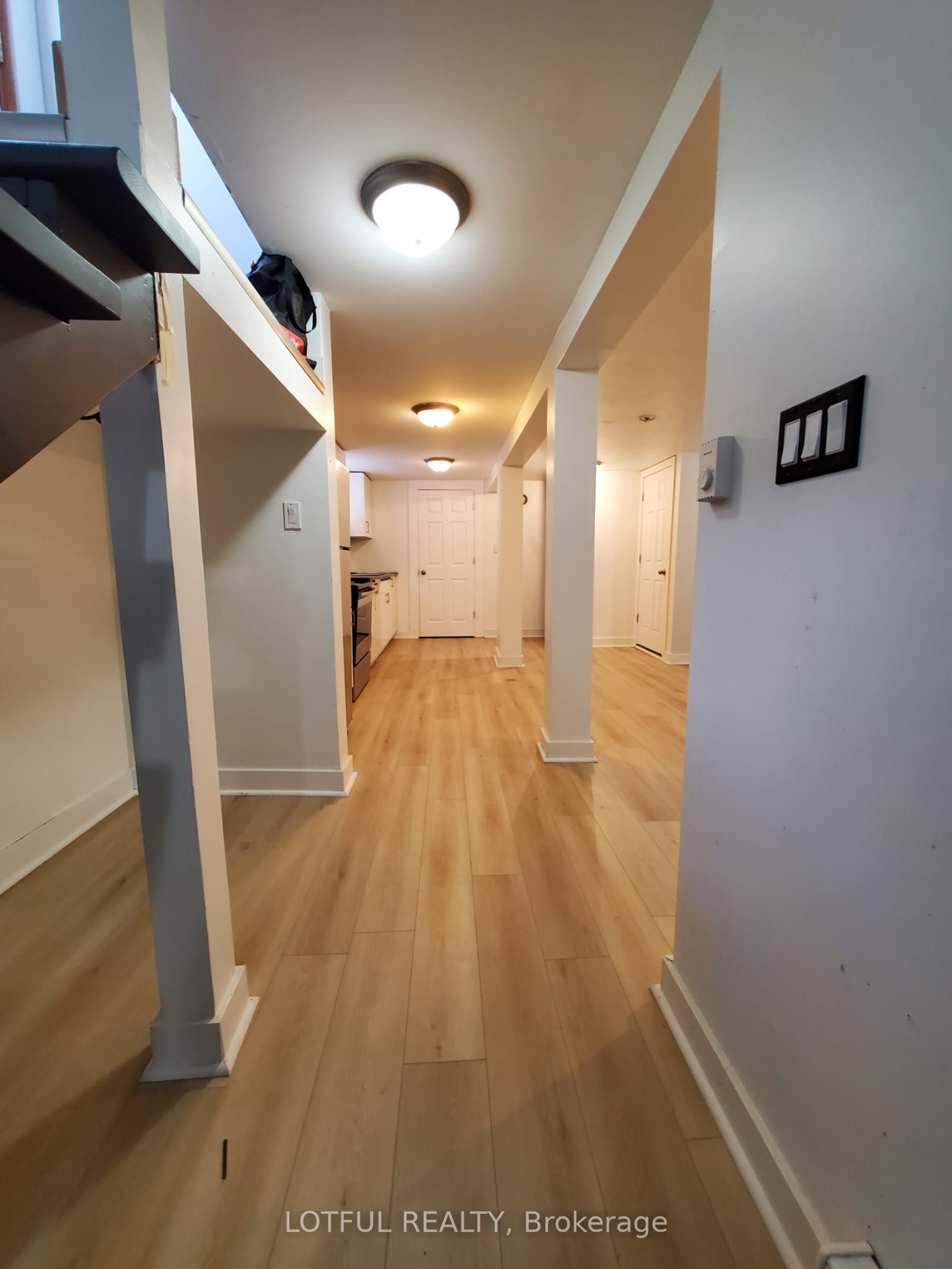 1107 Aldea Avenue 3 Property Photo 2