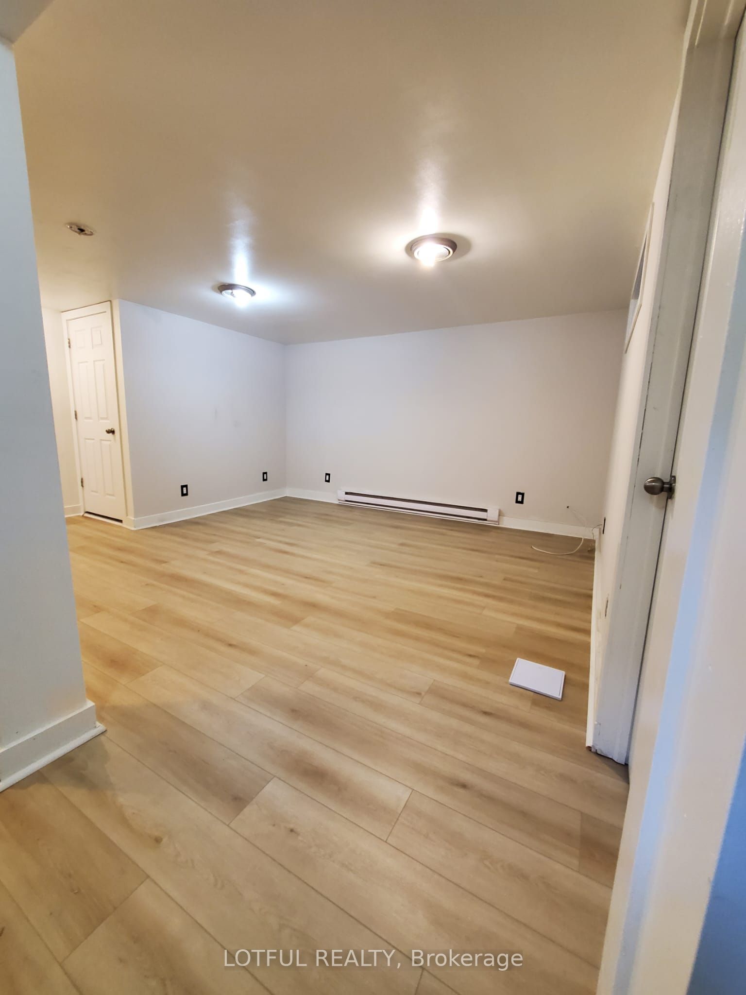1107 Aldea Avenue 3 Property Photo 7