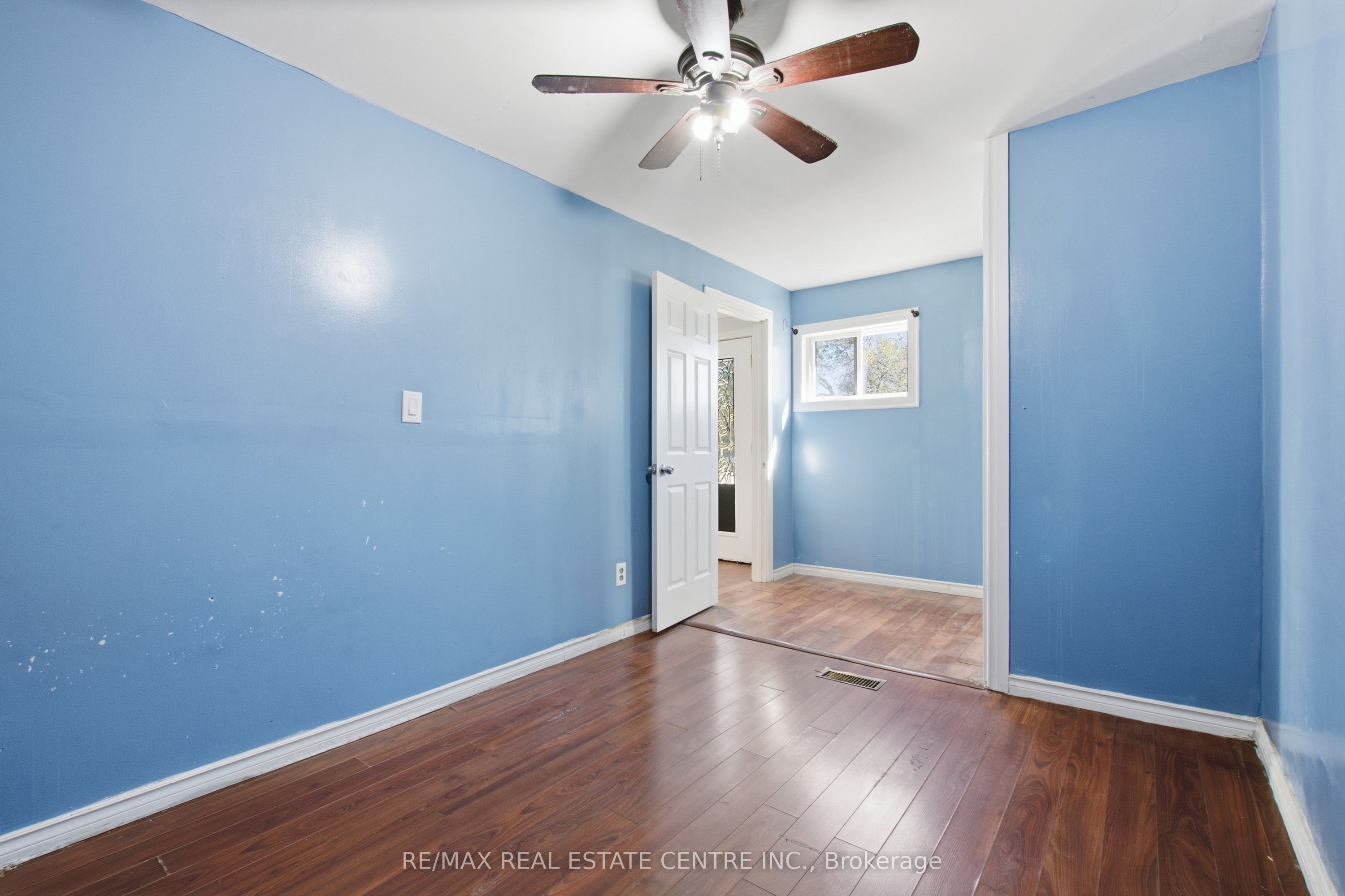 295 Strathearn Avenue Property Photo 8