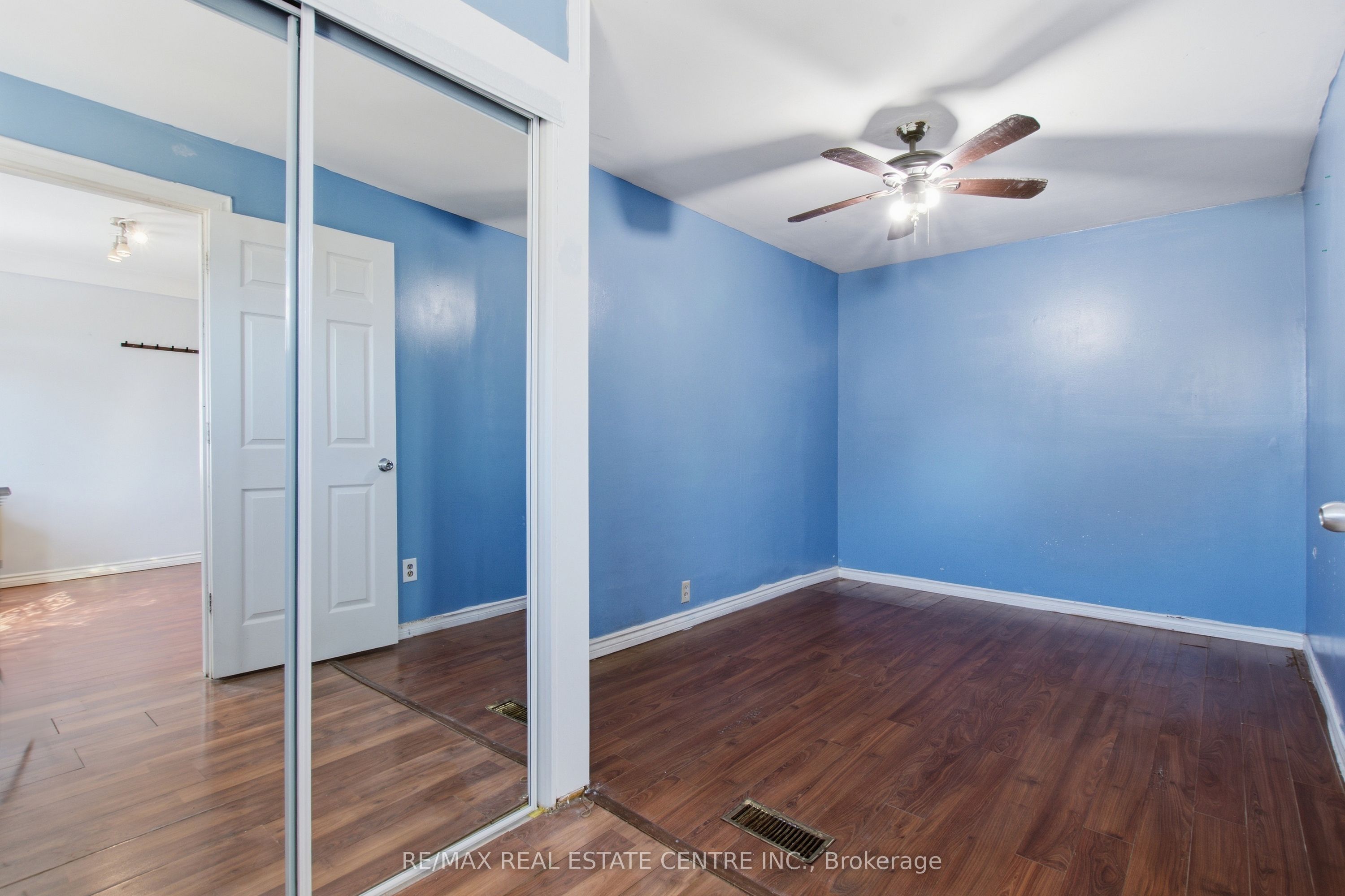 295 Strathearn Avenue Property Photo 9