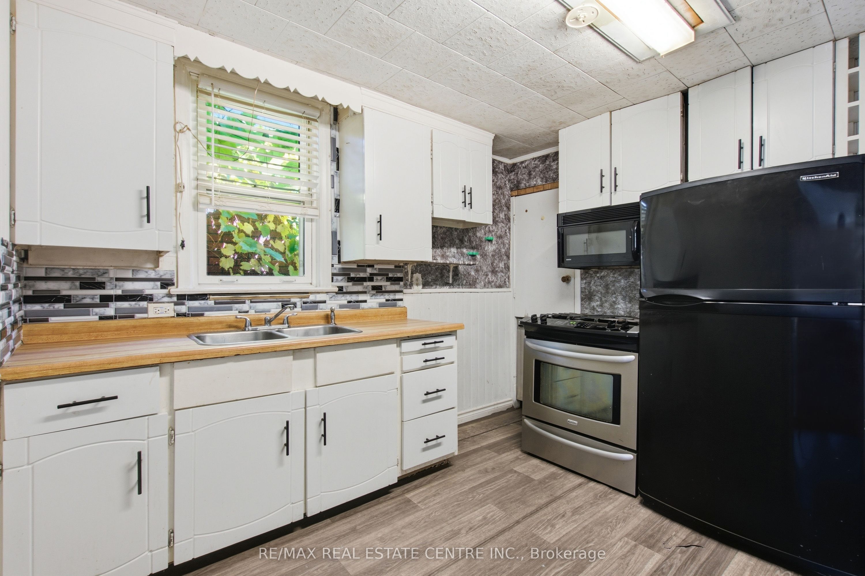 295 Strathearn Avenue Property Photo 14