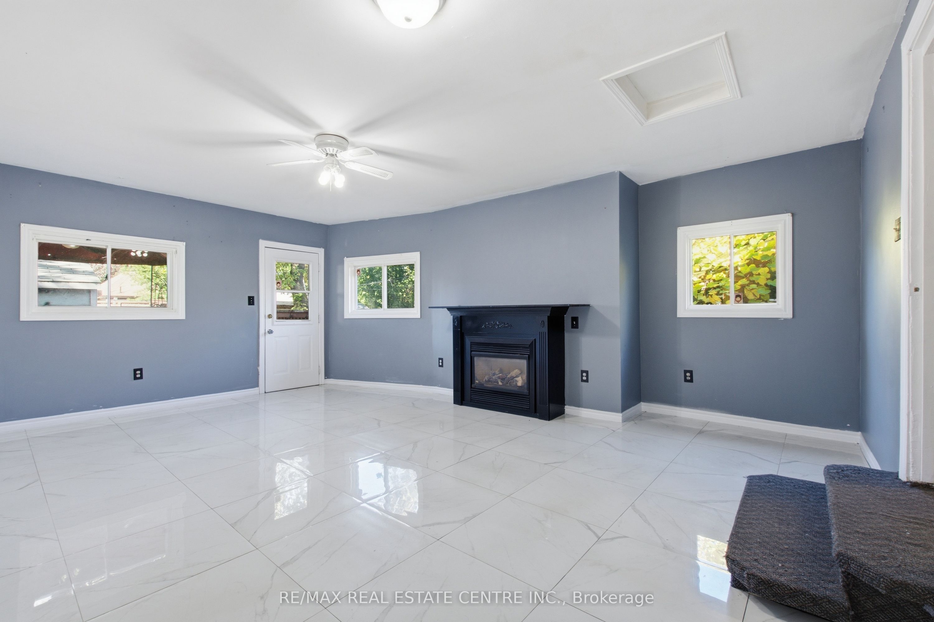 295 Strathearn Avenue Property Photo 19