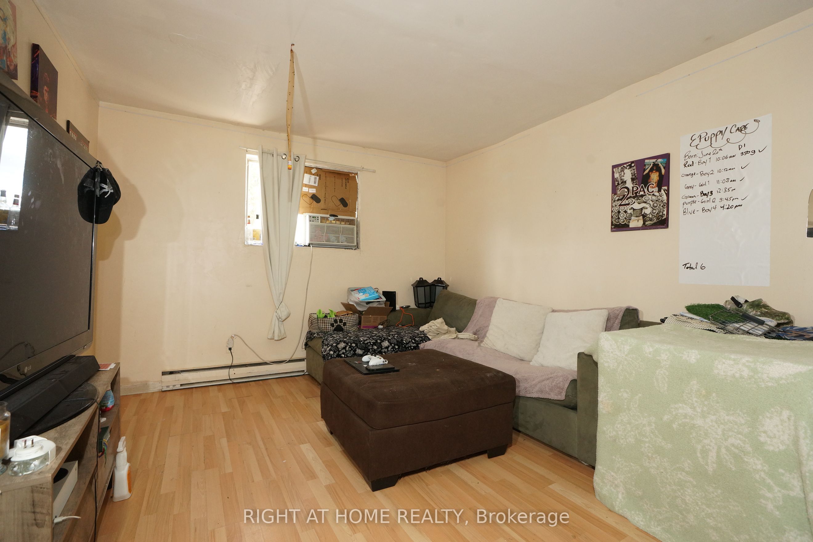 59 Saunby Street N Property Photo 29