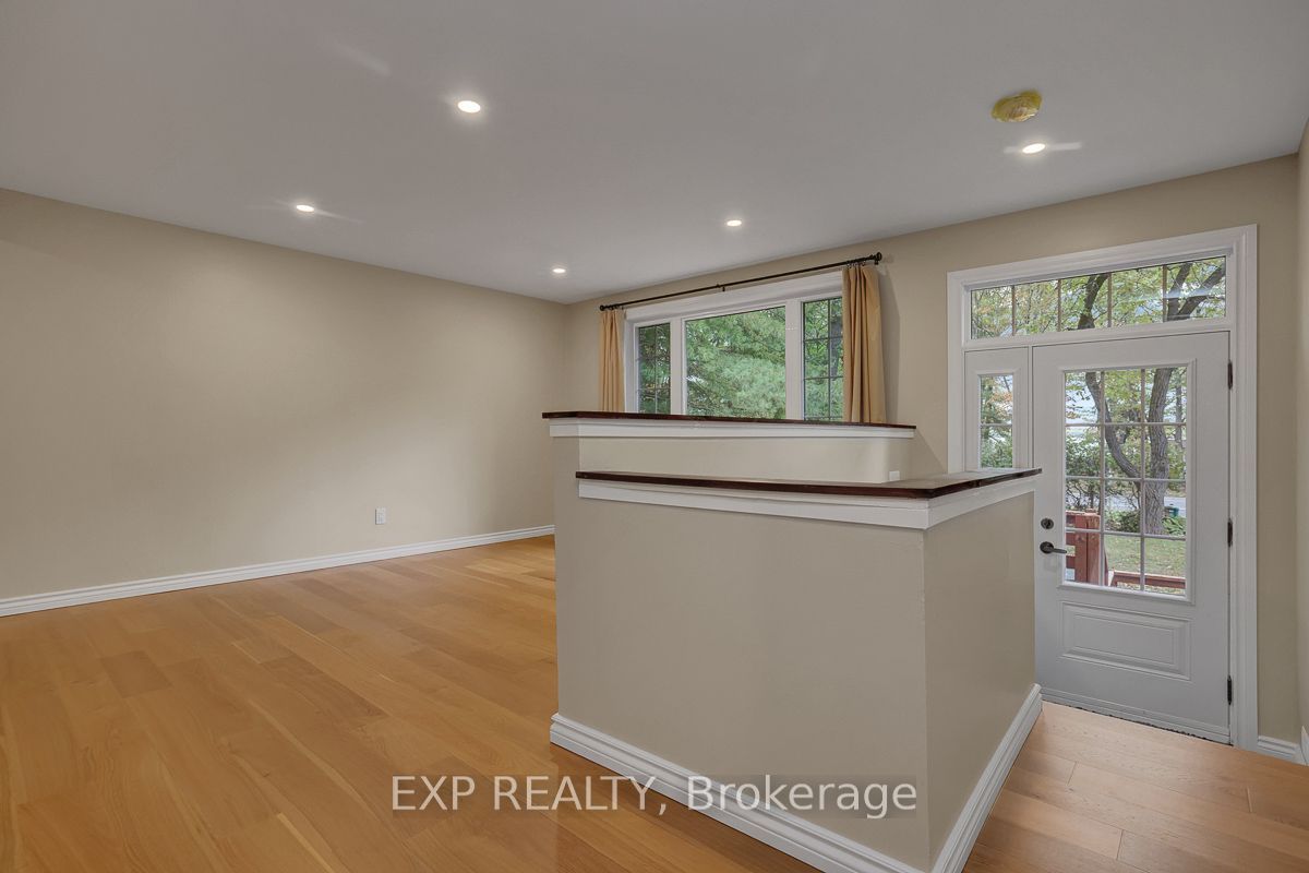 575 Bayview Drive Property Photo 5