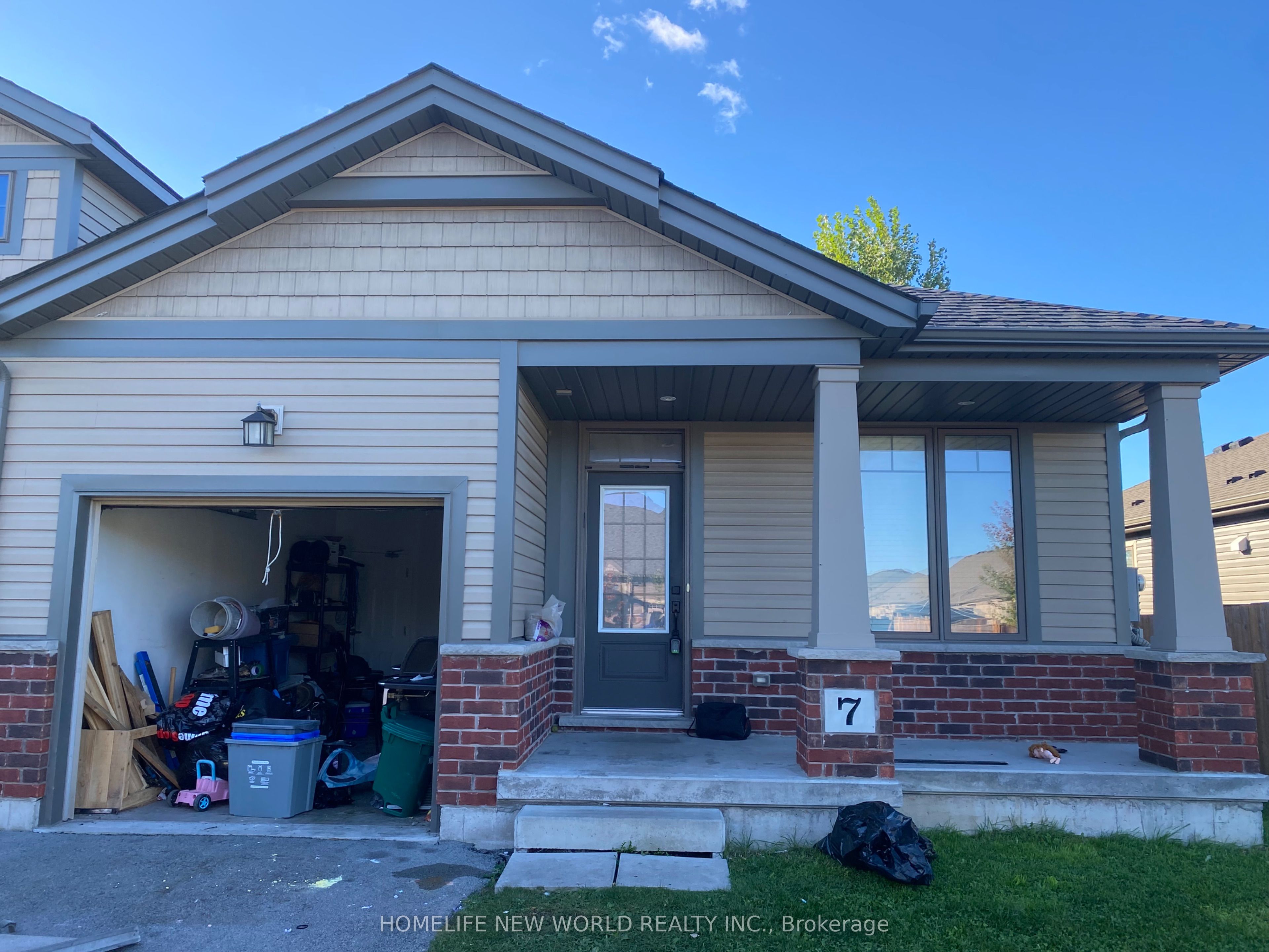 7 Ellis Avenue Property Photo 1
