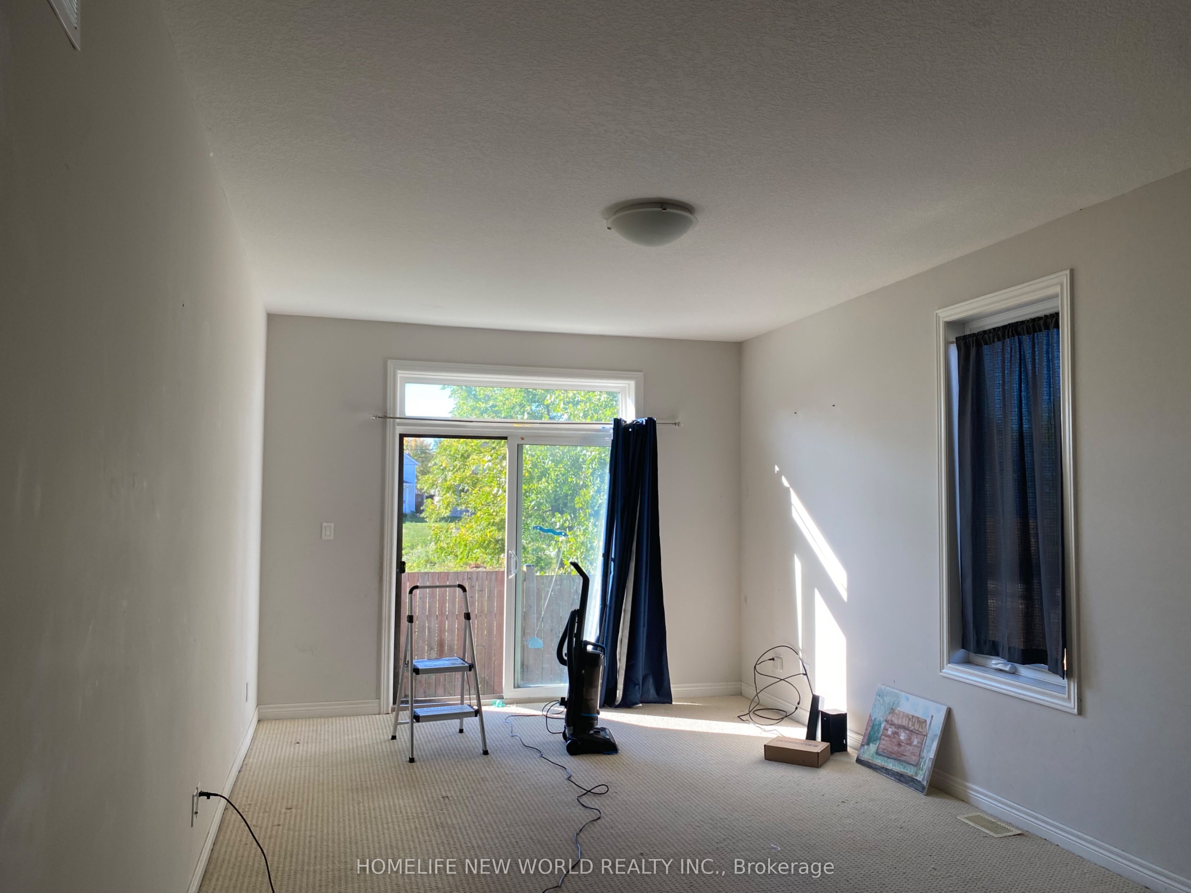 7 Ellis Avenue Property Photo 4