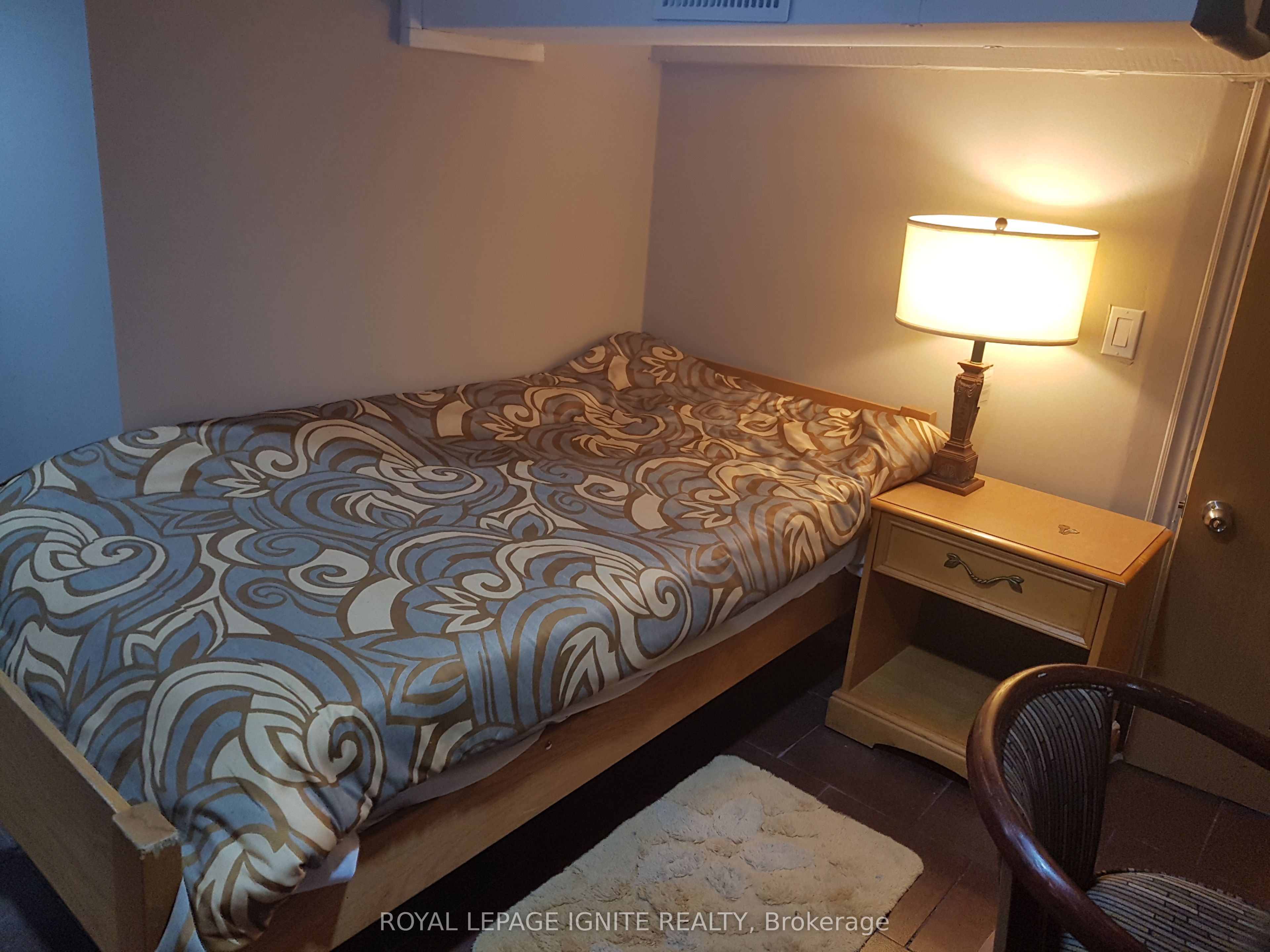 112 Ward Avenue Property Photo 16