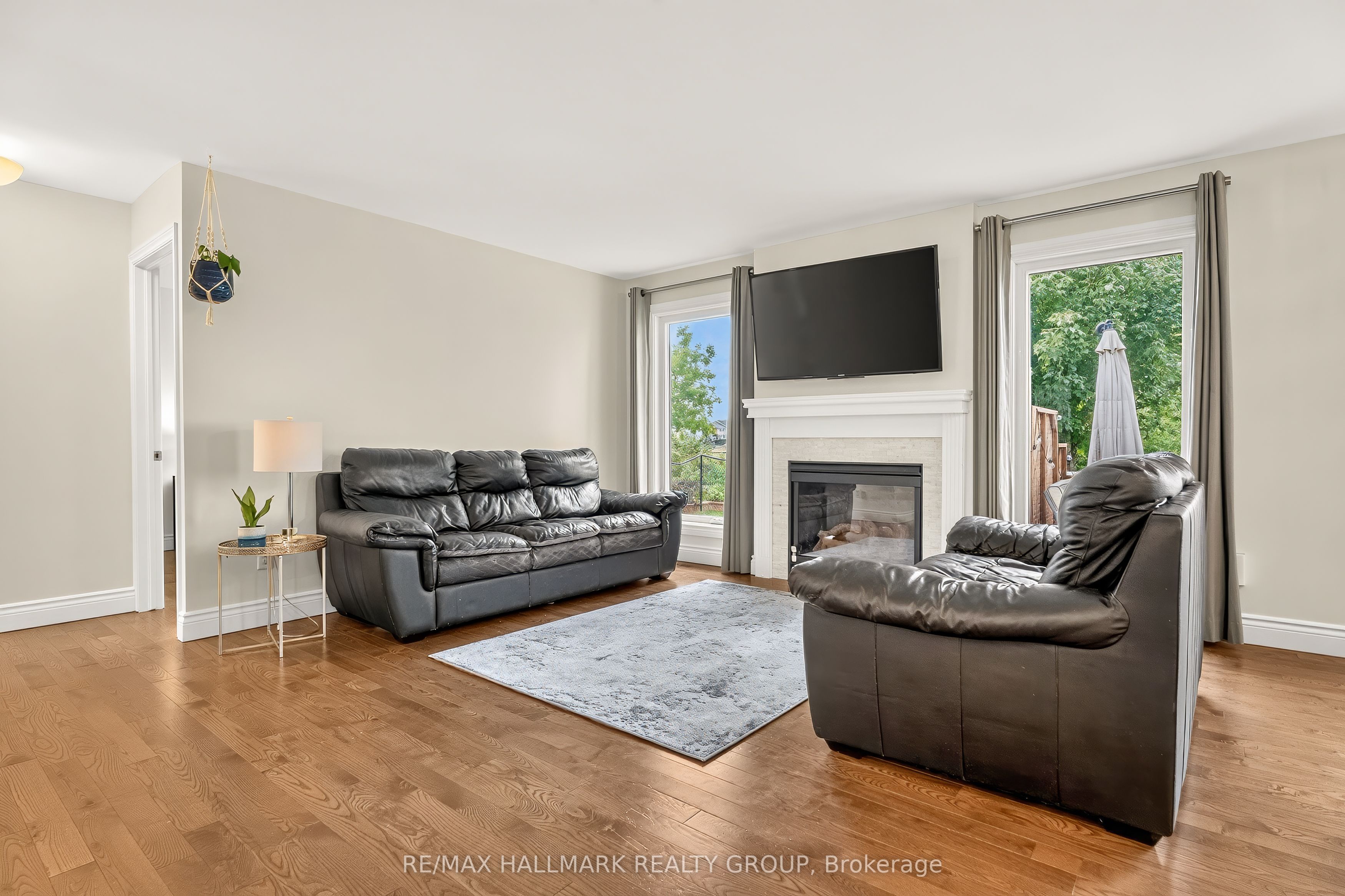 101 Queen Charlotte Street Property Photo 8