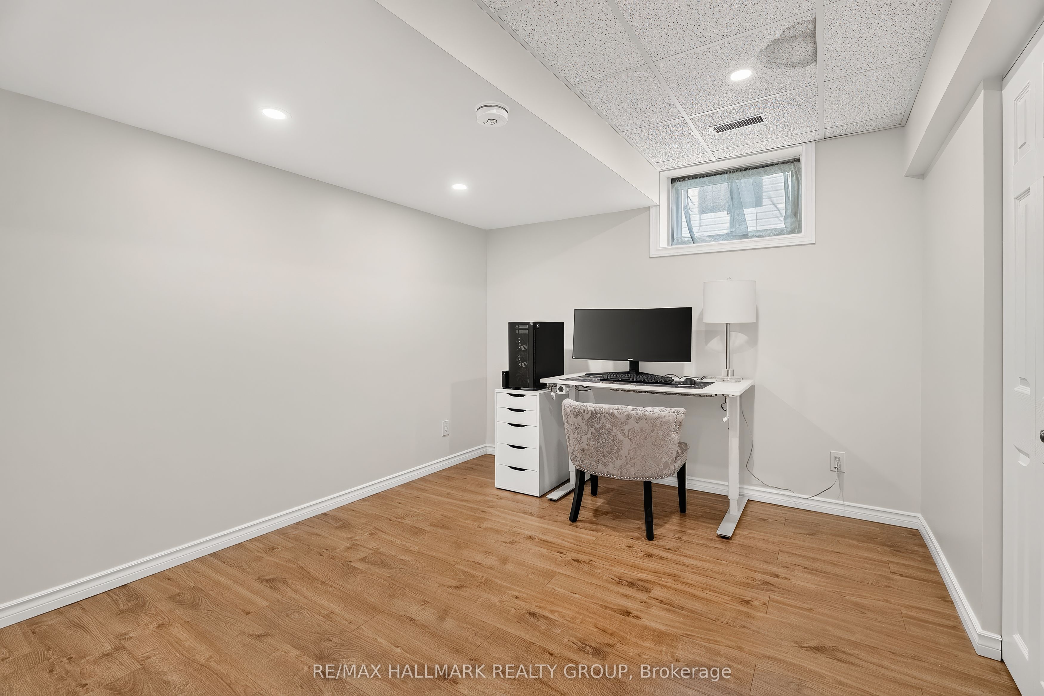101 Queen Charlotte Street Property Photo 36