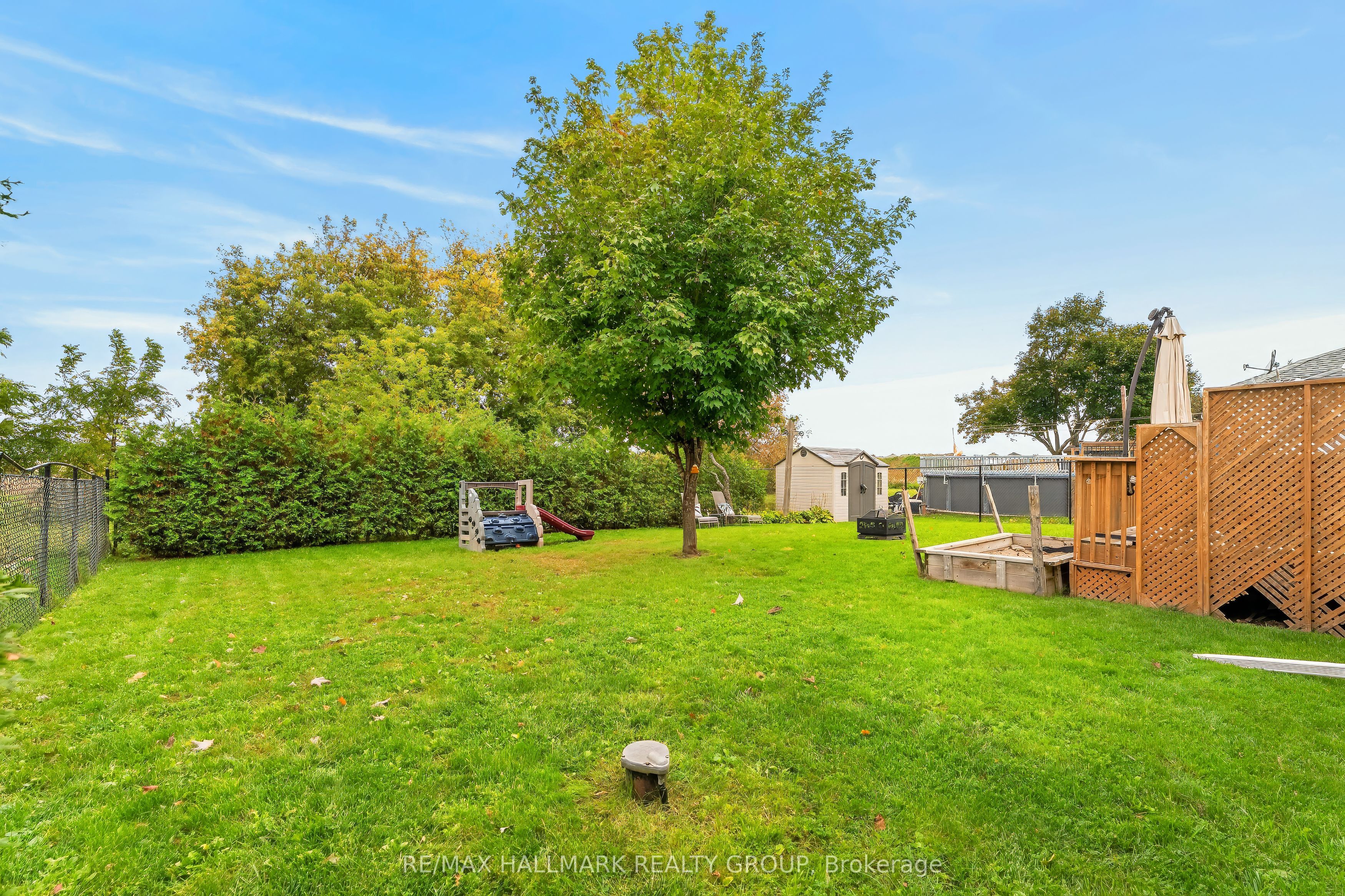 101 Queen Charlotte Street Property Photo 40