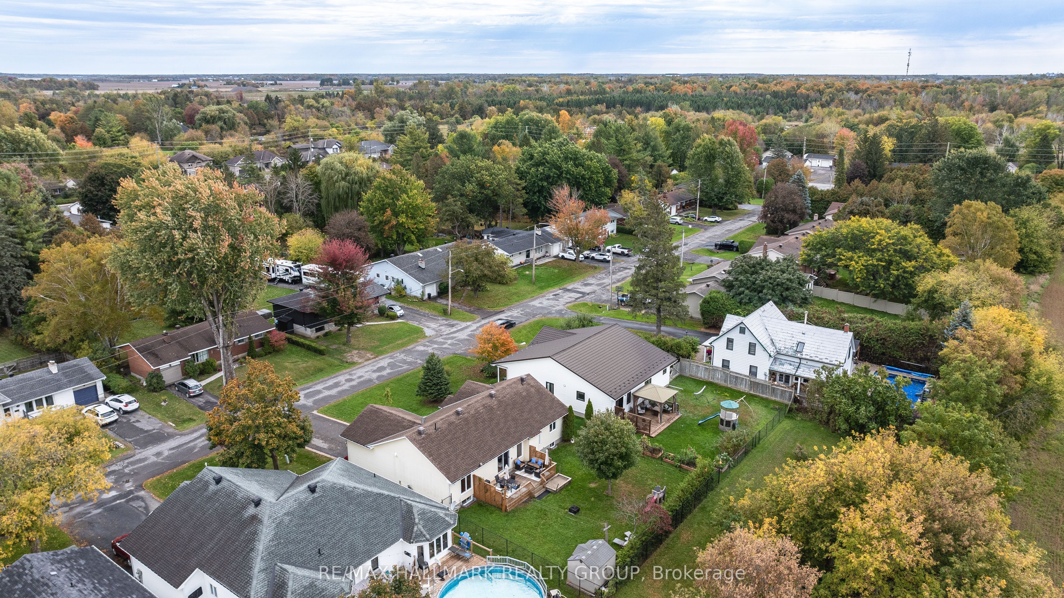 101 Queen Charlotte Street Property Photo 49
