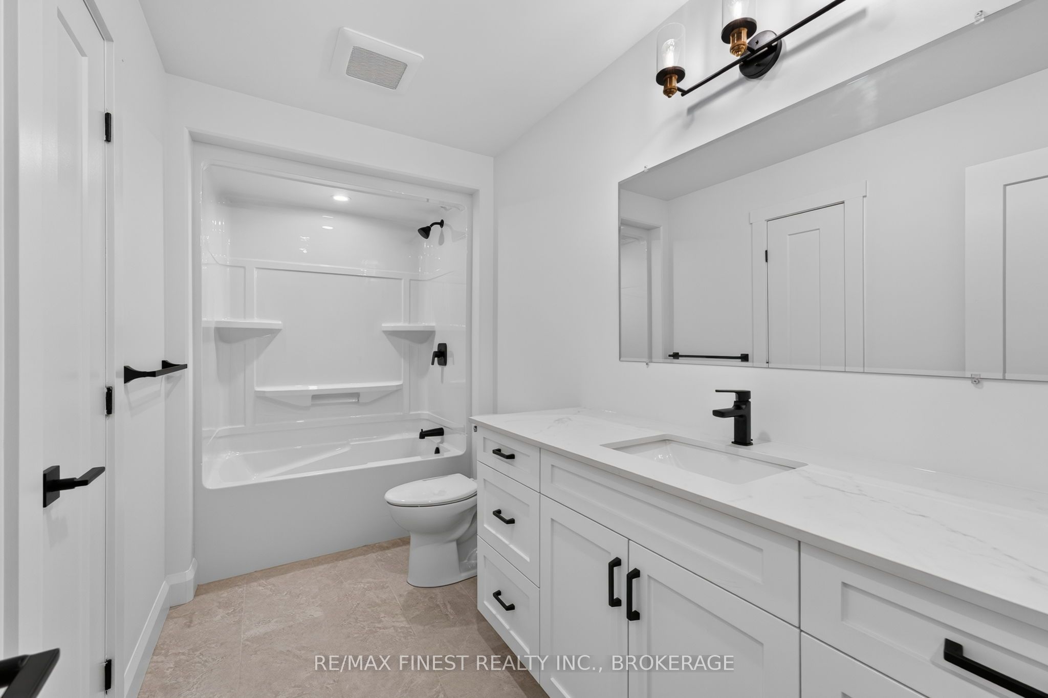38 East Street Property Photo 21