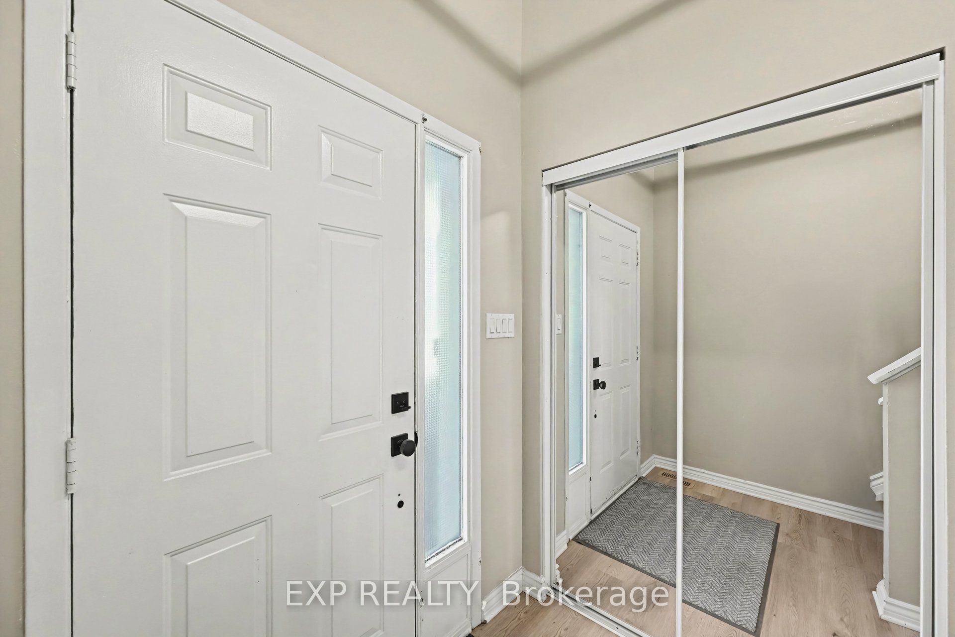 44 Union Street N Property Photo 3
