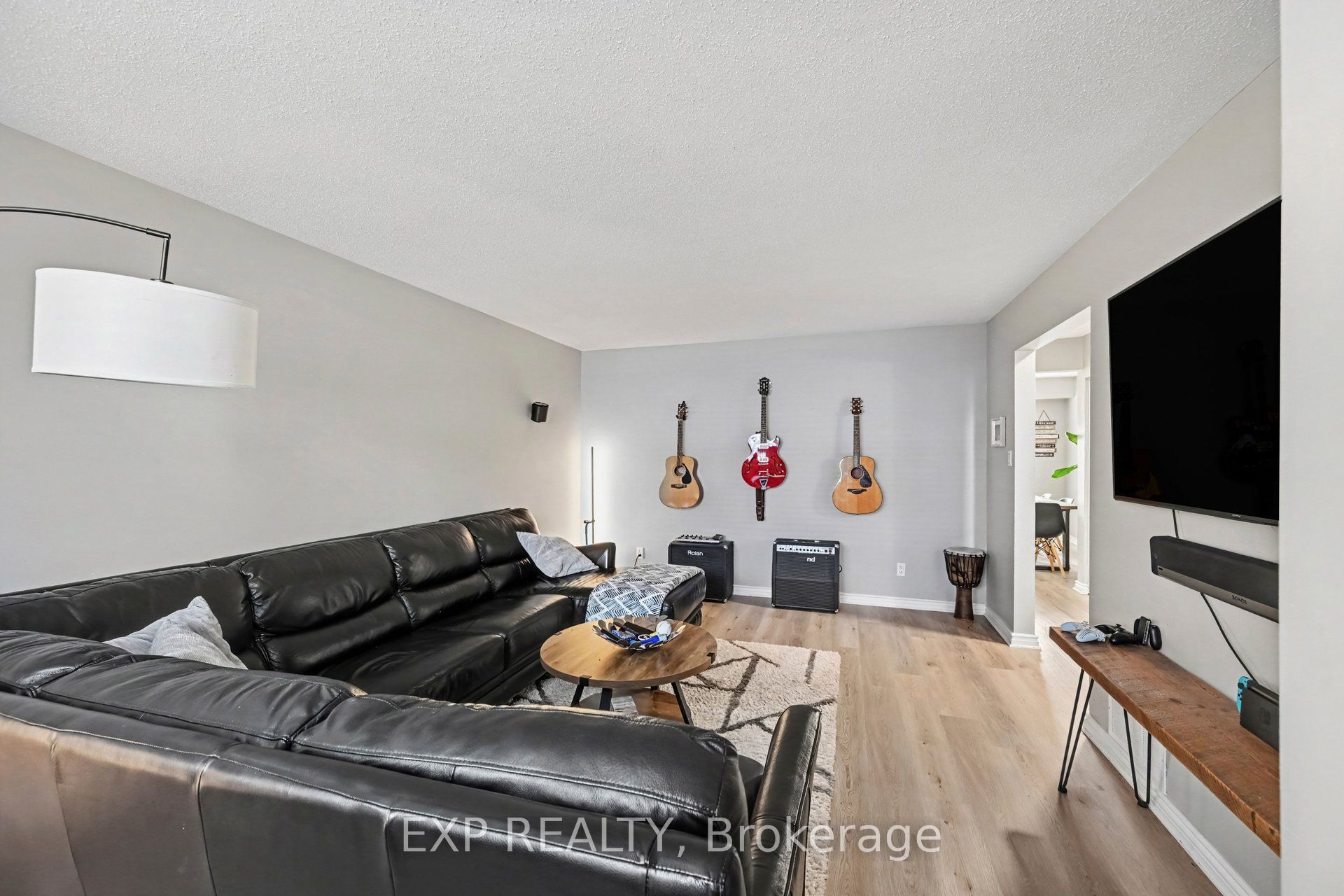 44 Union Street N Property Photo 7
