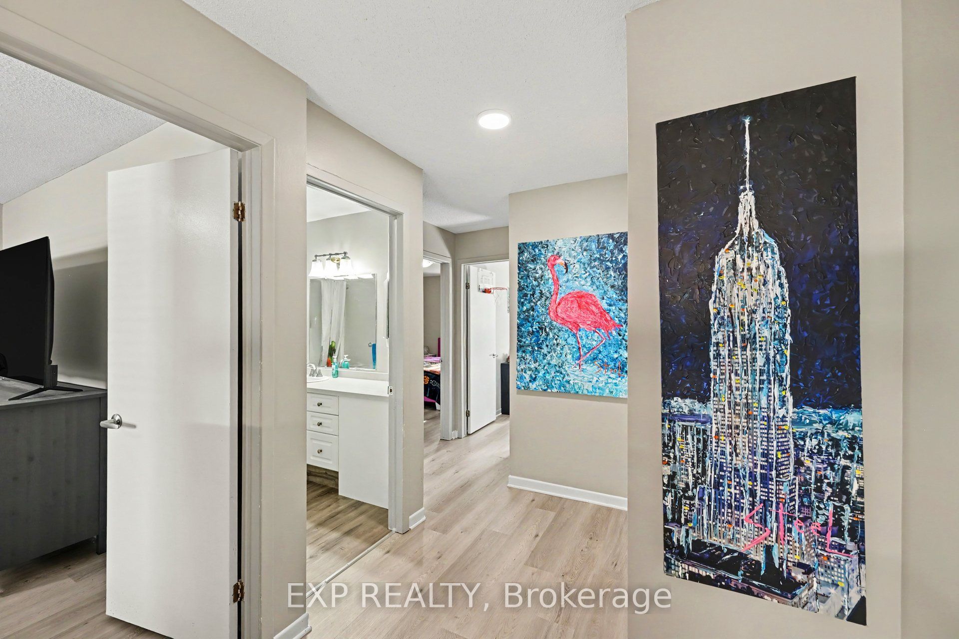 44 Union Street N Property Photo 16