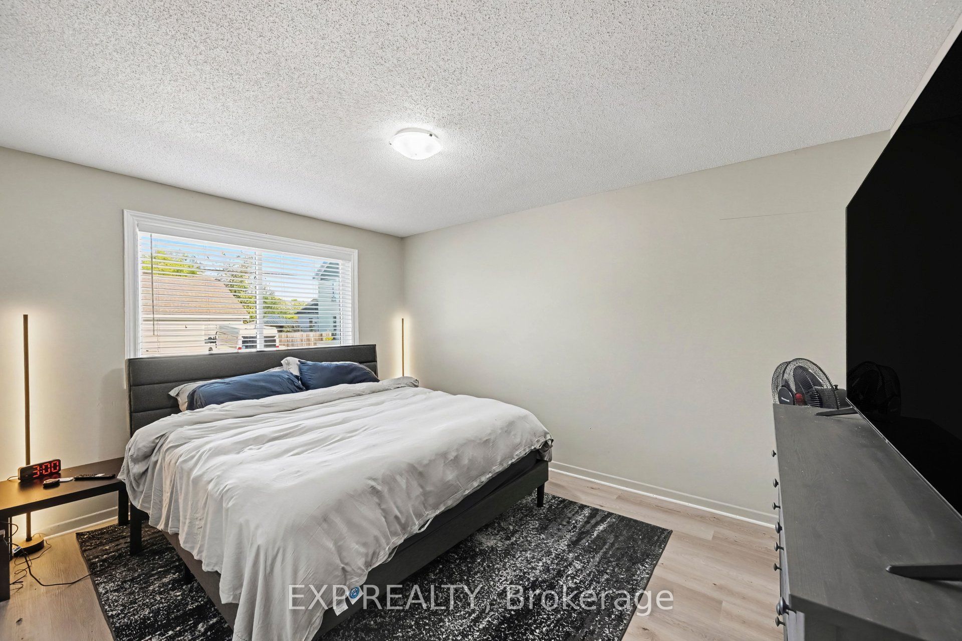 44 Union Street N Property Photo 18