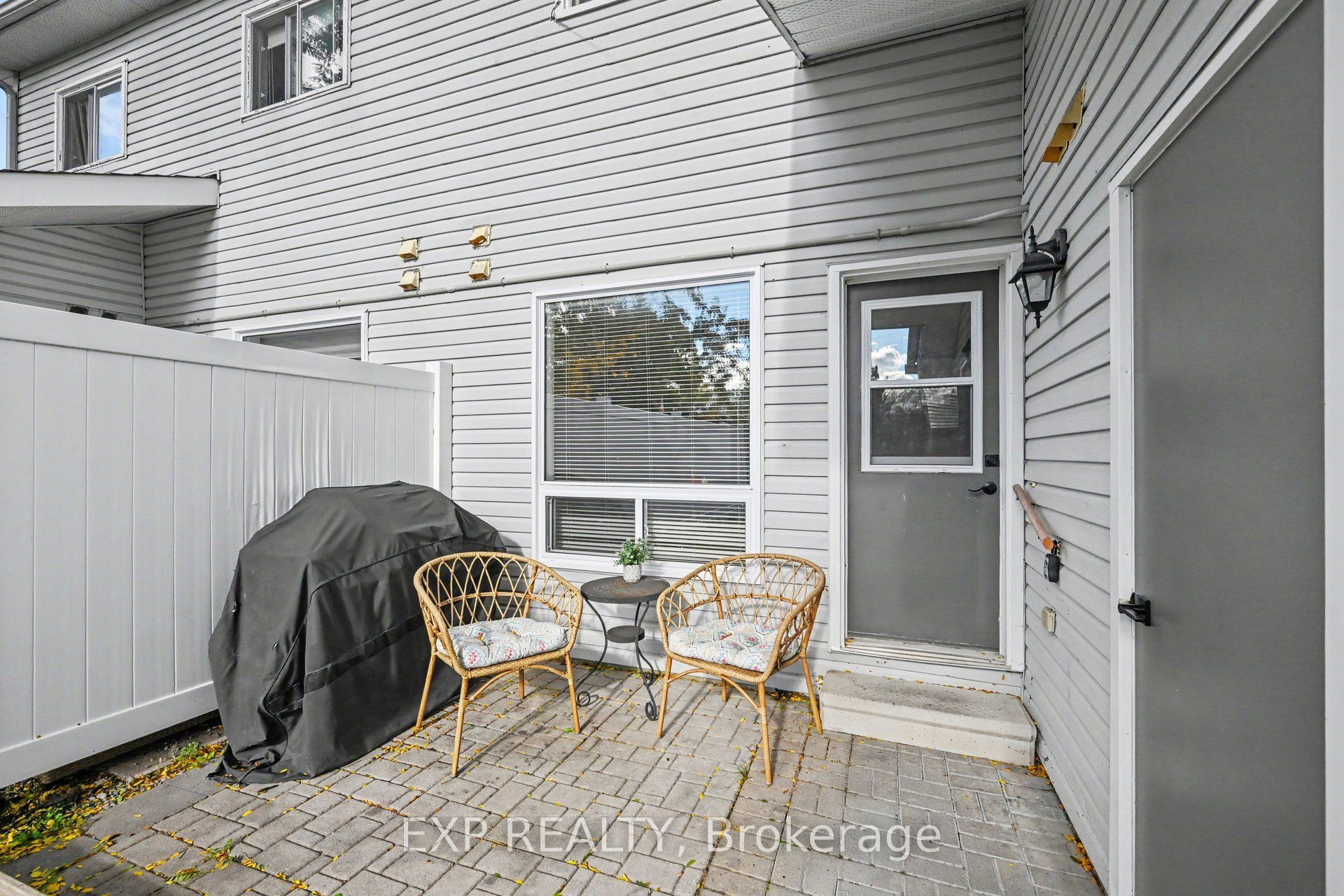 44 Union Street N Property Photo 26