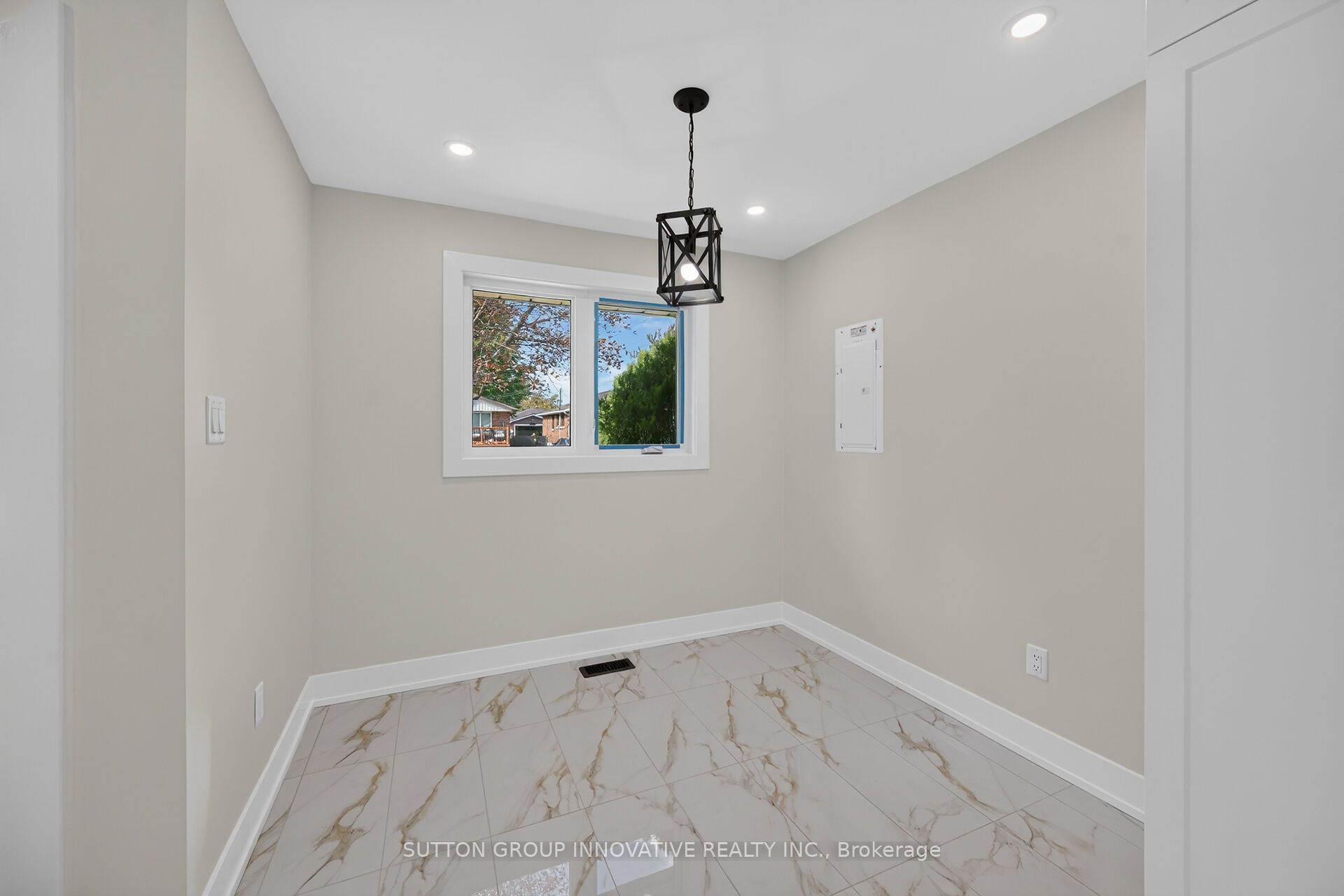 331 East 17th Street Property Photo 12