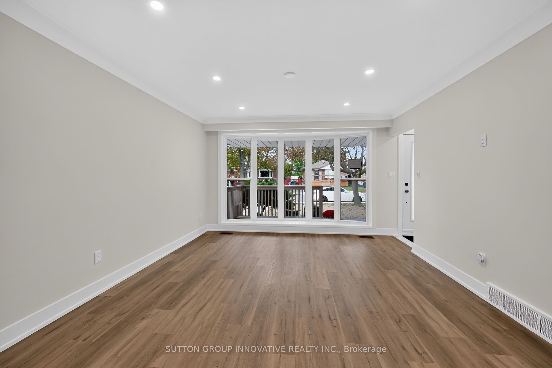 331 East 17th Street Property Photo 18
