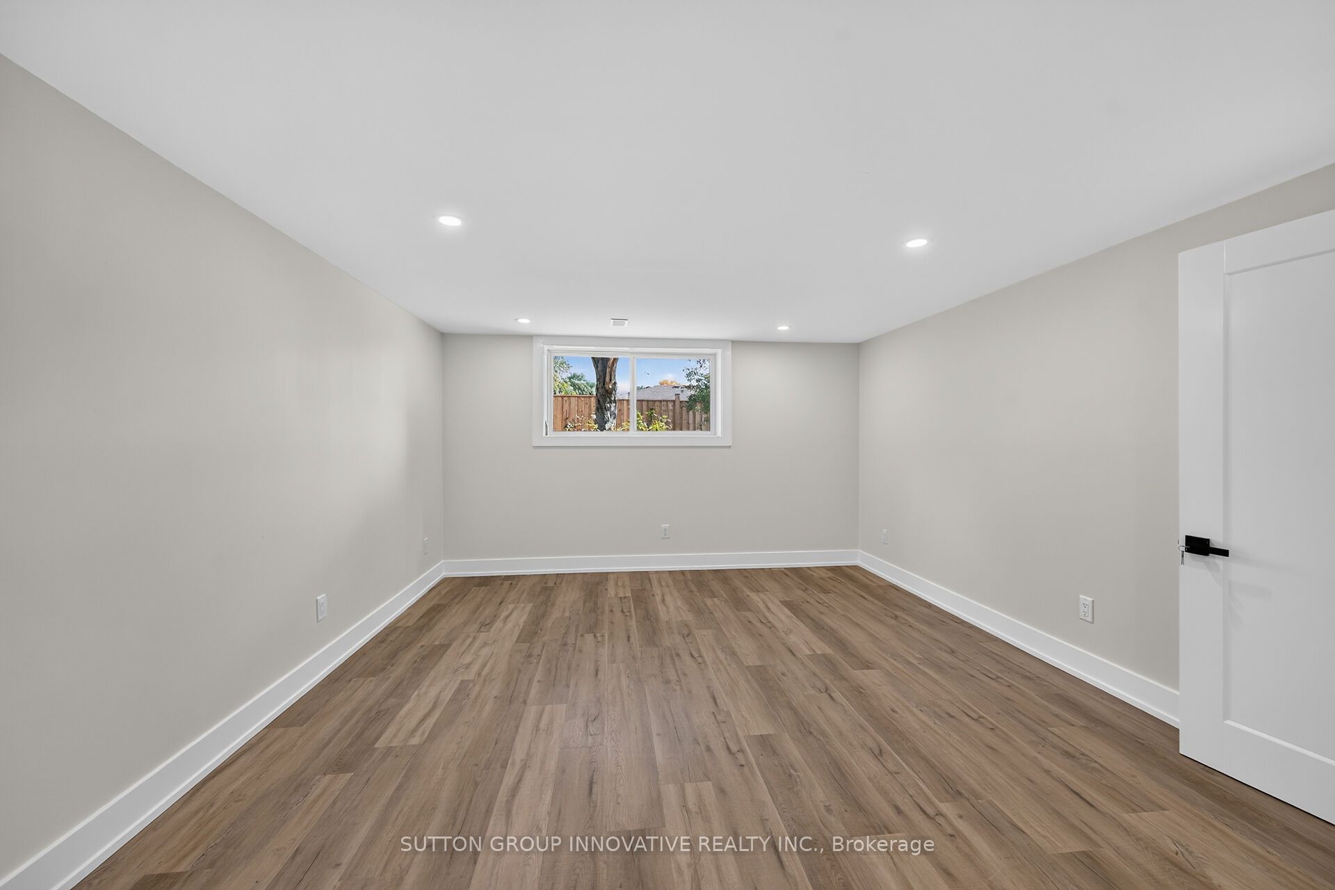 331 East 17th Street Property Photo 33