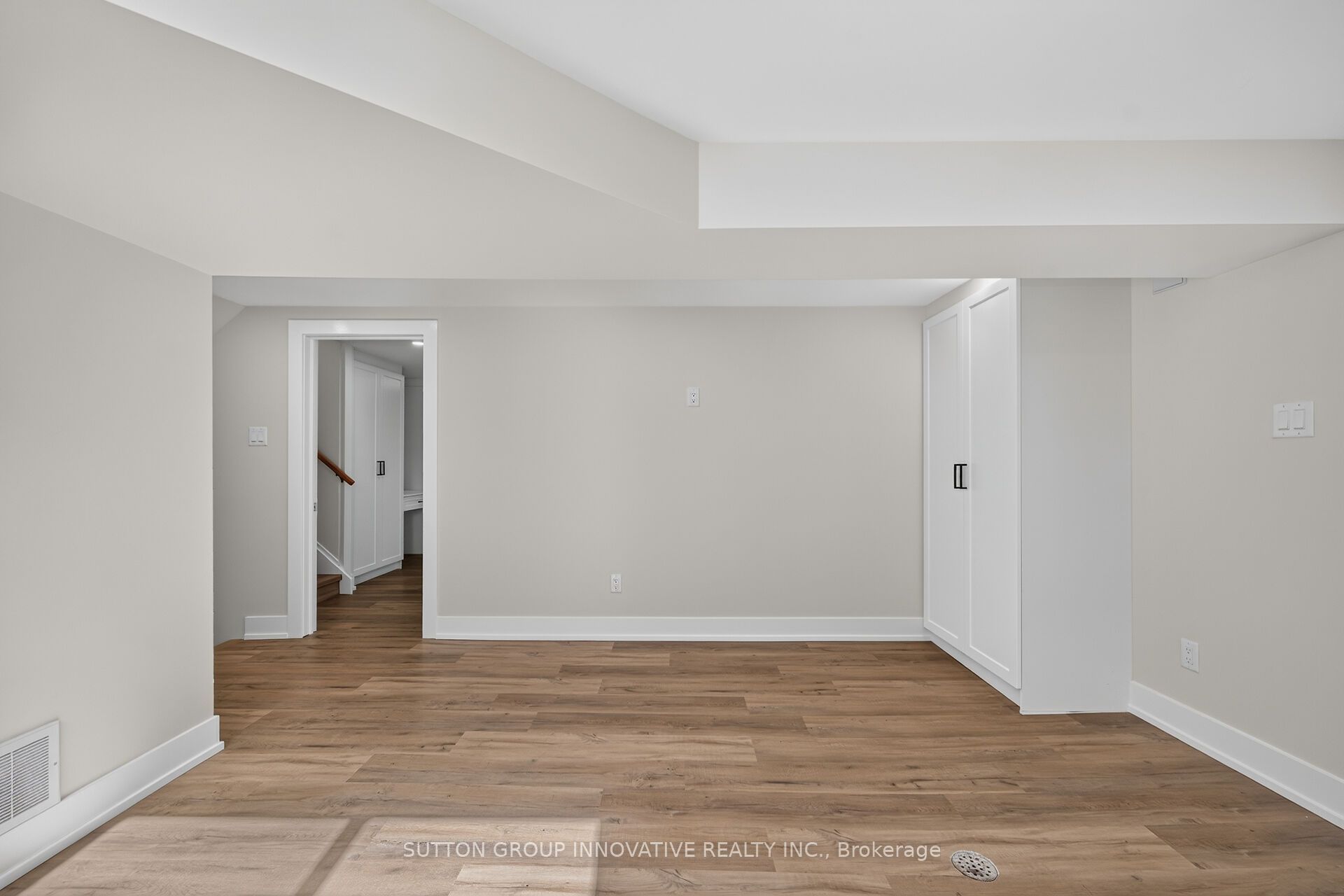 331 East 17th Street Property Photo 39