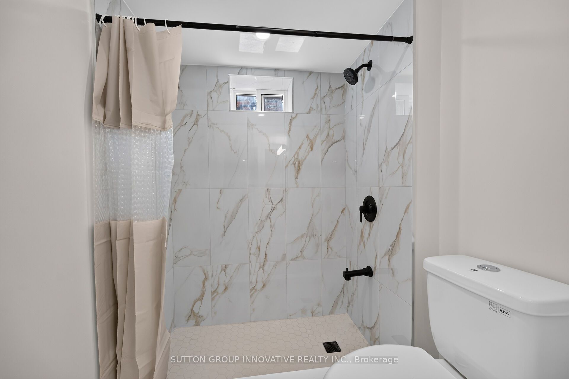 331 East 17th Street Property Photo 41