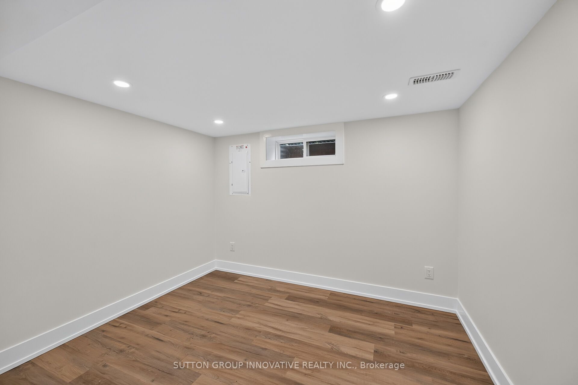 331 East 17th Street Property Photo 47
