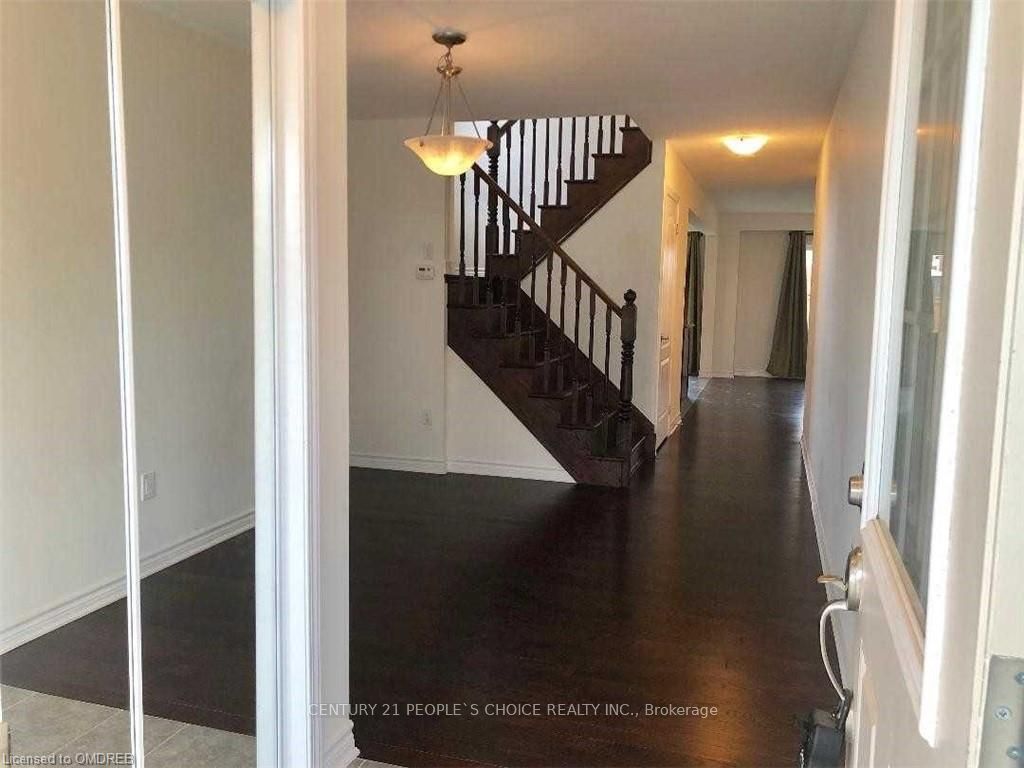 905 Orr Court Property Photo 3
