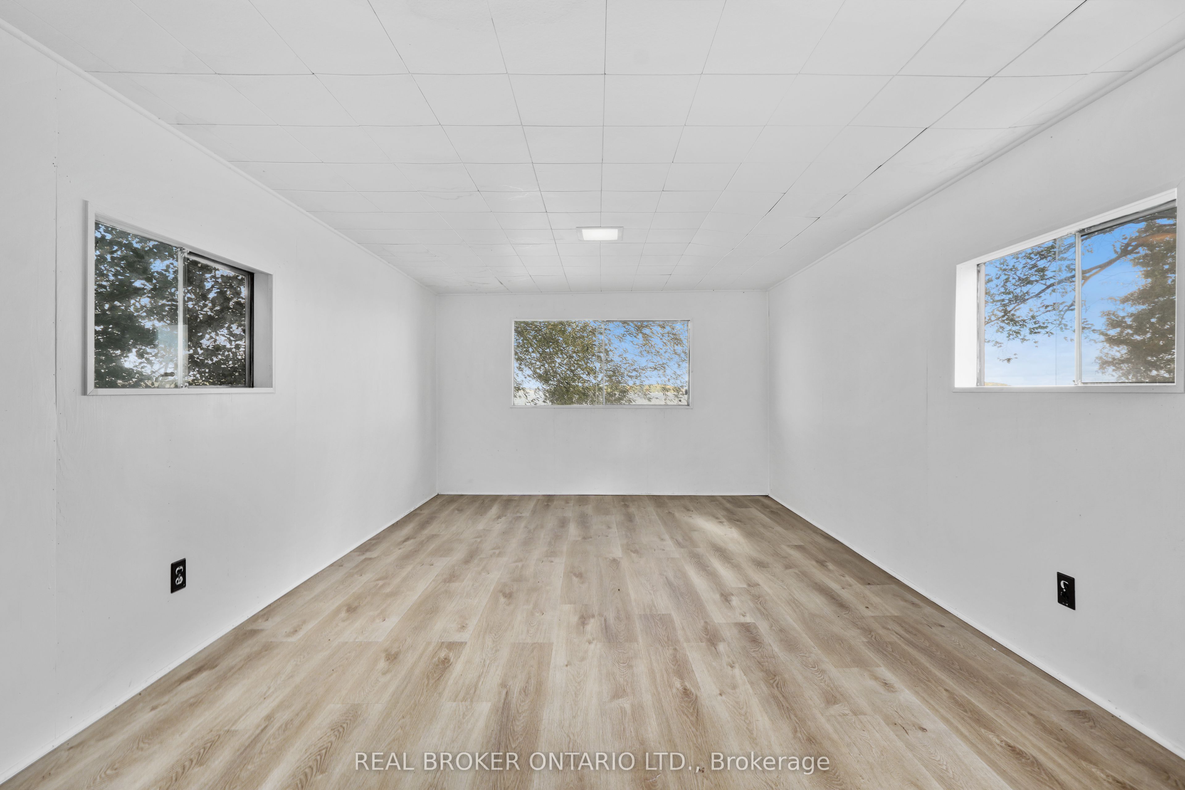 5268 Oriole Beach -180 Road Property Photo 20