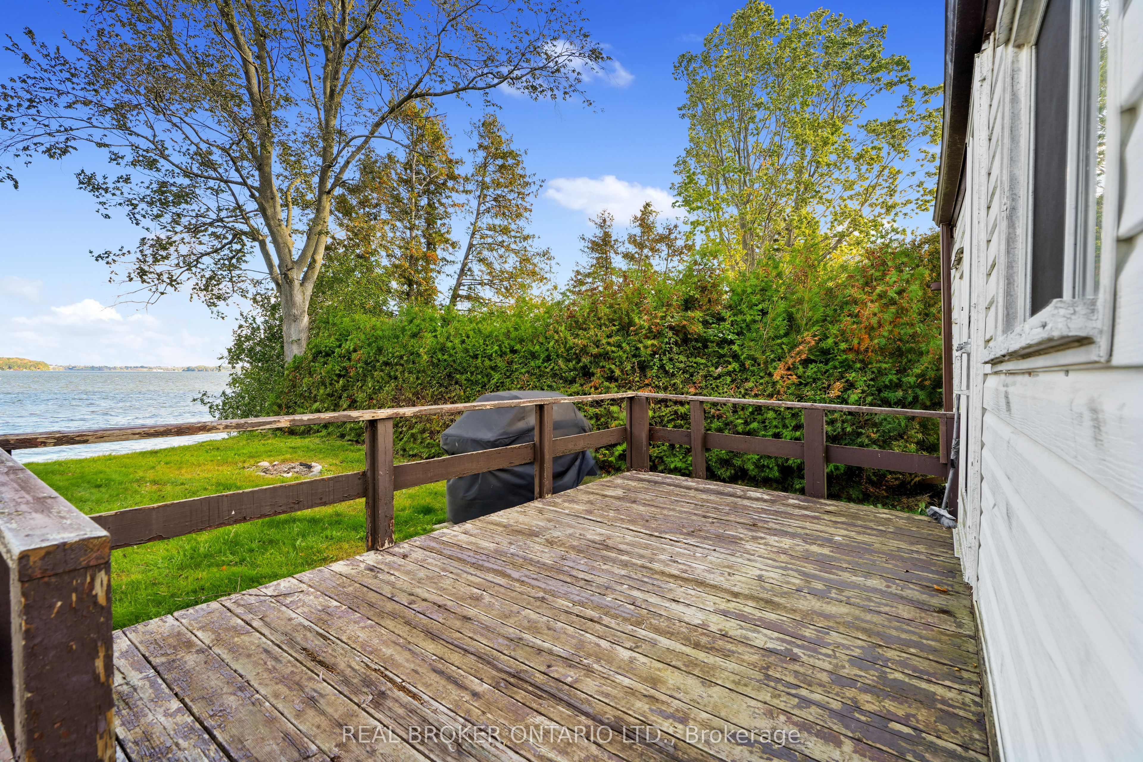 5268 Oriole Beach -180 Road Property Photo 22