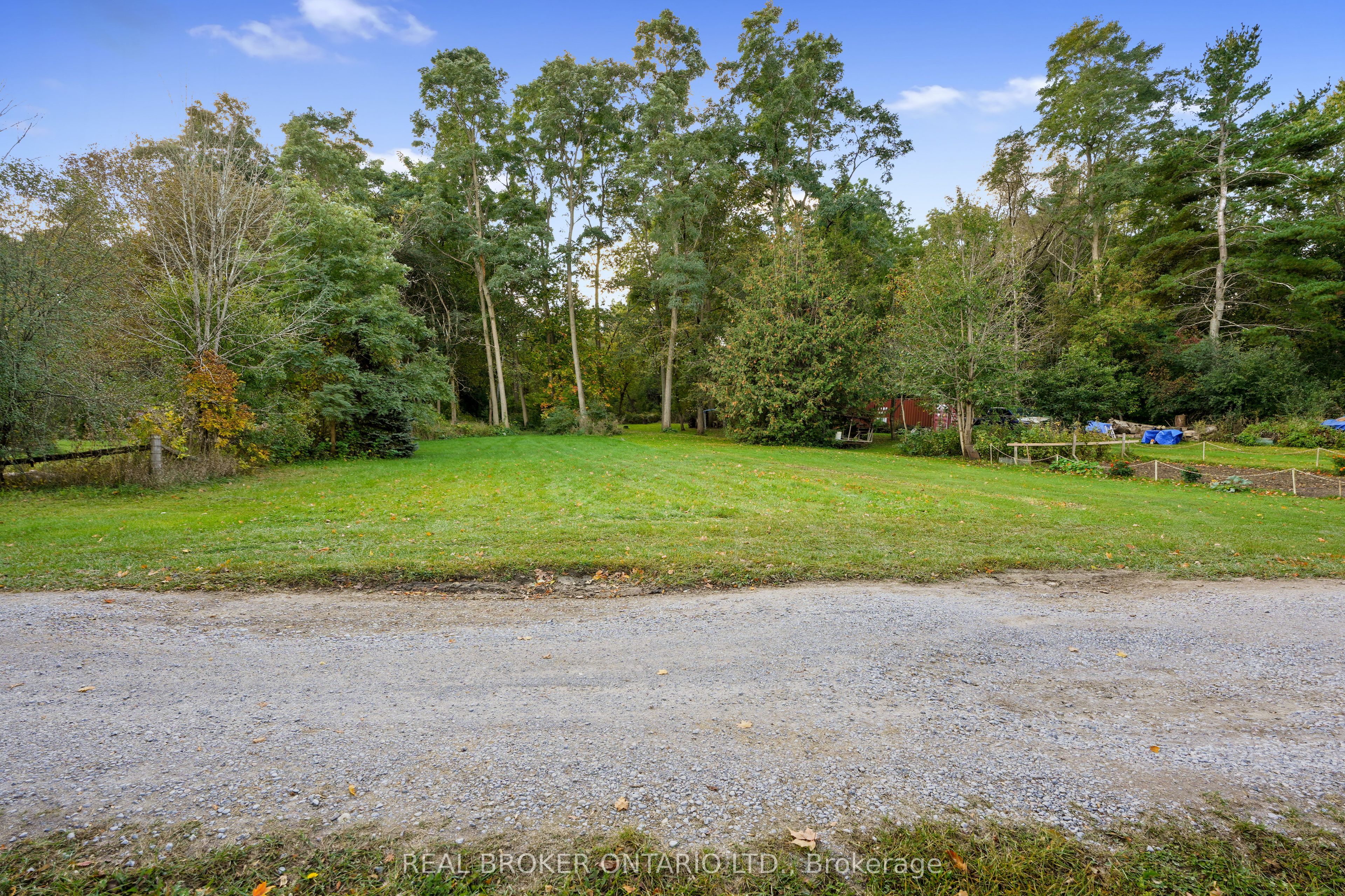 5268 Oriole Beach -180 Road Property Photo 24