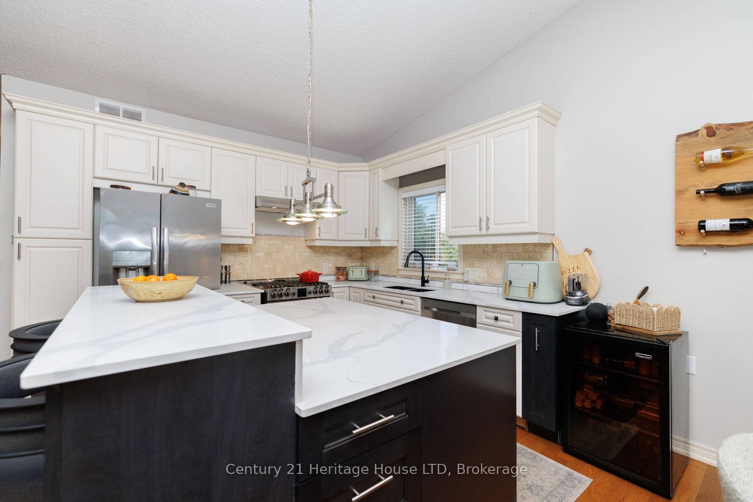 21 Burleigh Road S Property Photo 6