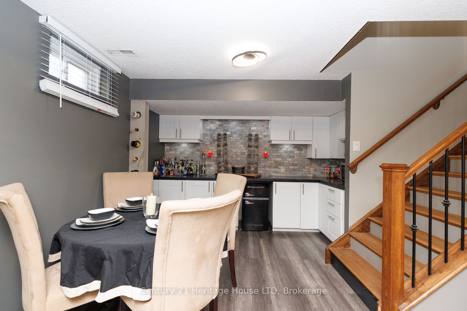 21 Burleigh Road S Property Photo 21
