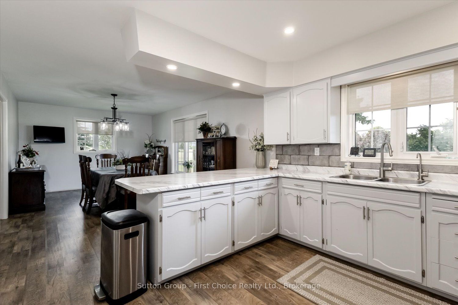 7100 Line 28 Property Photo 10